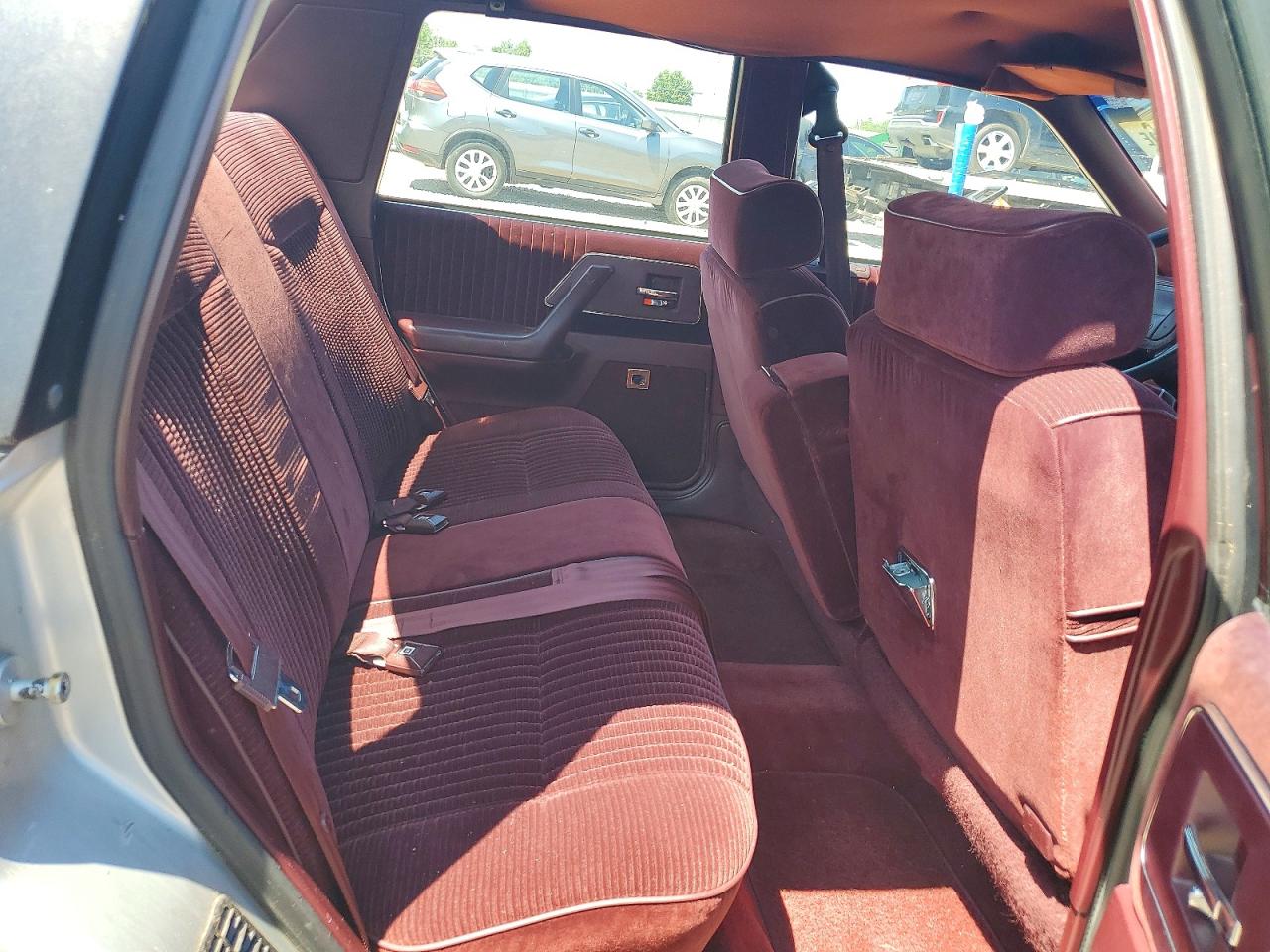 1994 Buick Century Special Серебряный vin: 3G4AG55M4RS625723