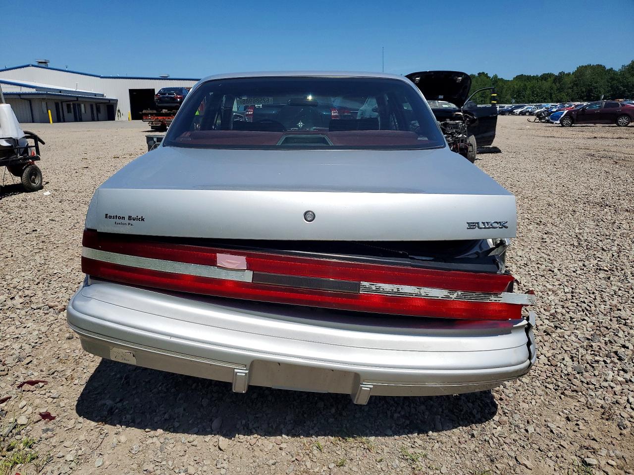 1994 Buick Century Special Серебряный vin: 3G4AG55M4RS625723