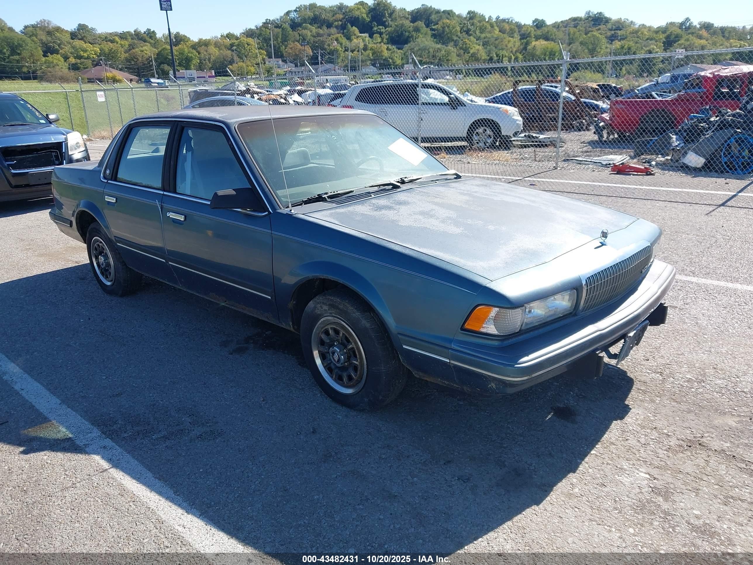 1993 Buick Century Special Blue vin: 3G4AG55N0PS627216