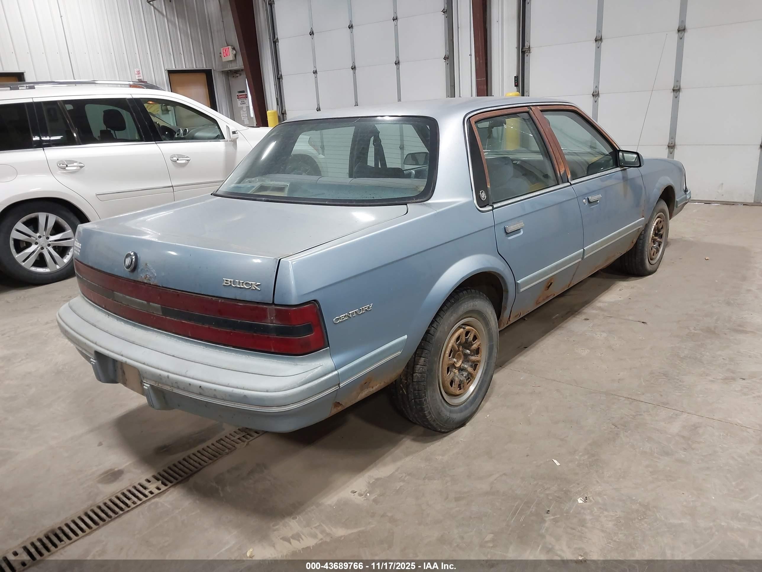 1993 Buick Century Special Blue vin: 3G4AG55N2PS622101