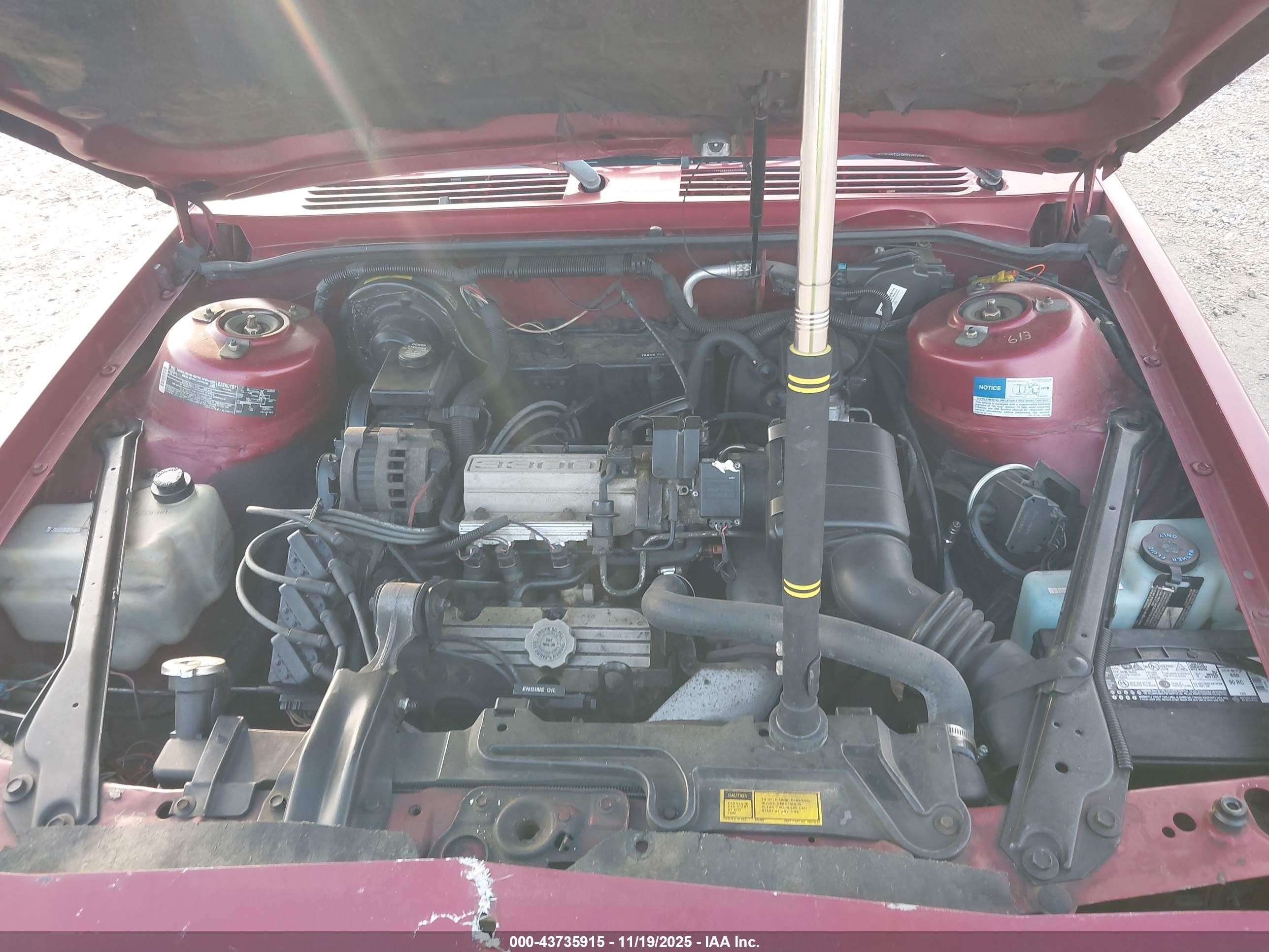 1993 Buick Century Special Красный vin: 3G4AG55N4PS635206