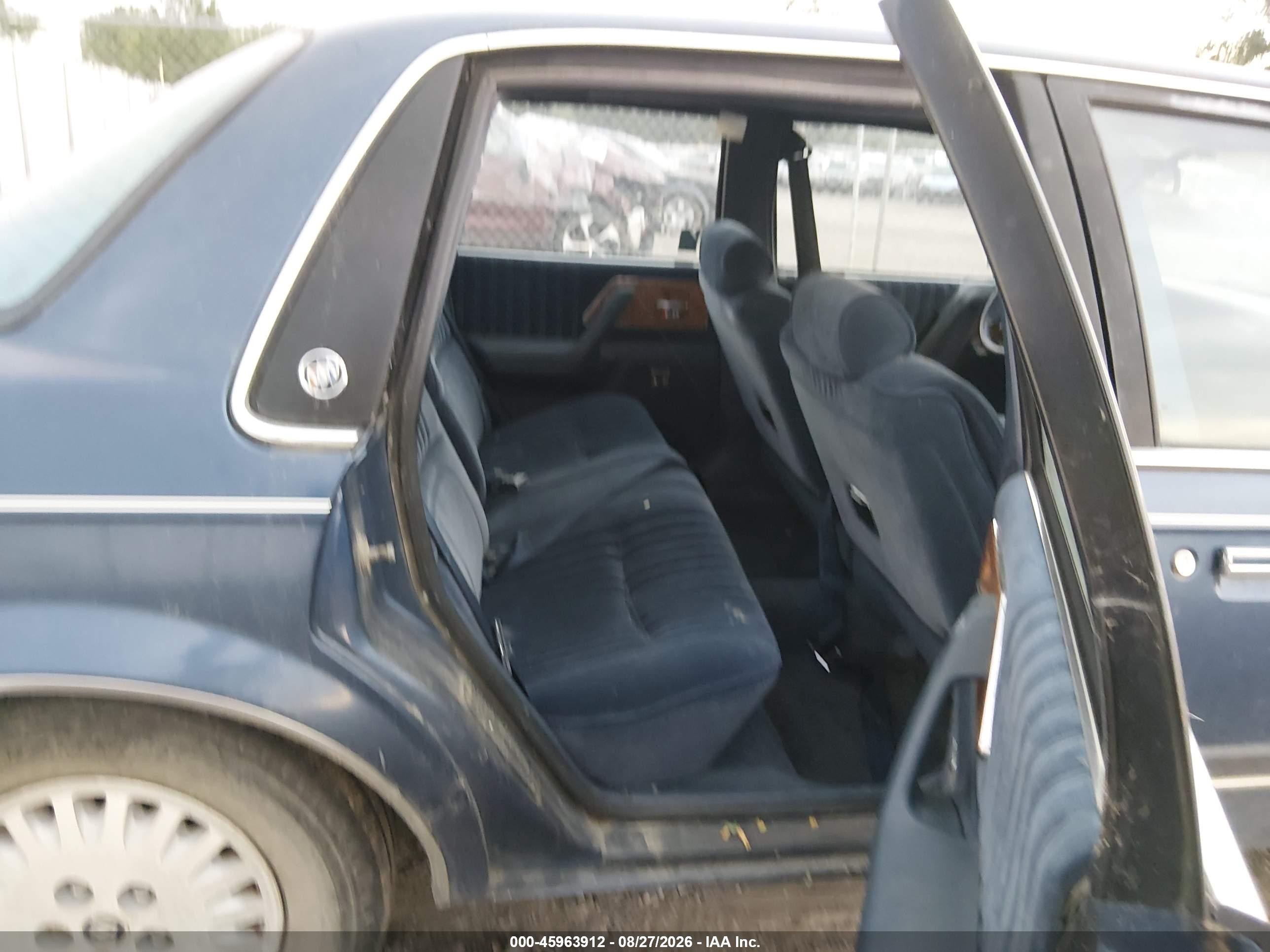 1990 Buick Century Limited Blue vin: 3G4AL54R1LS604229