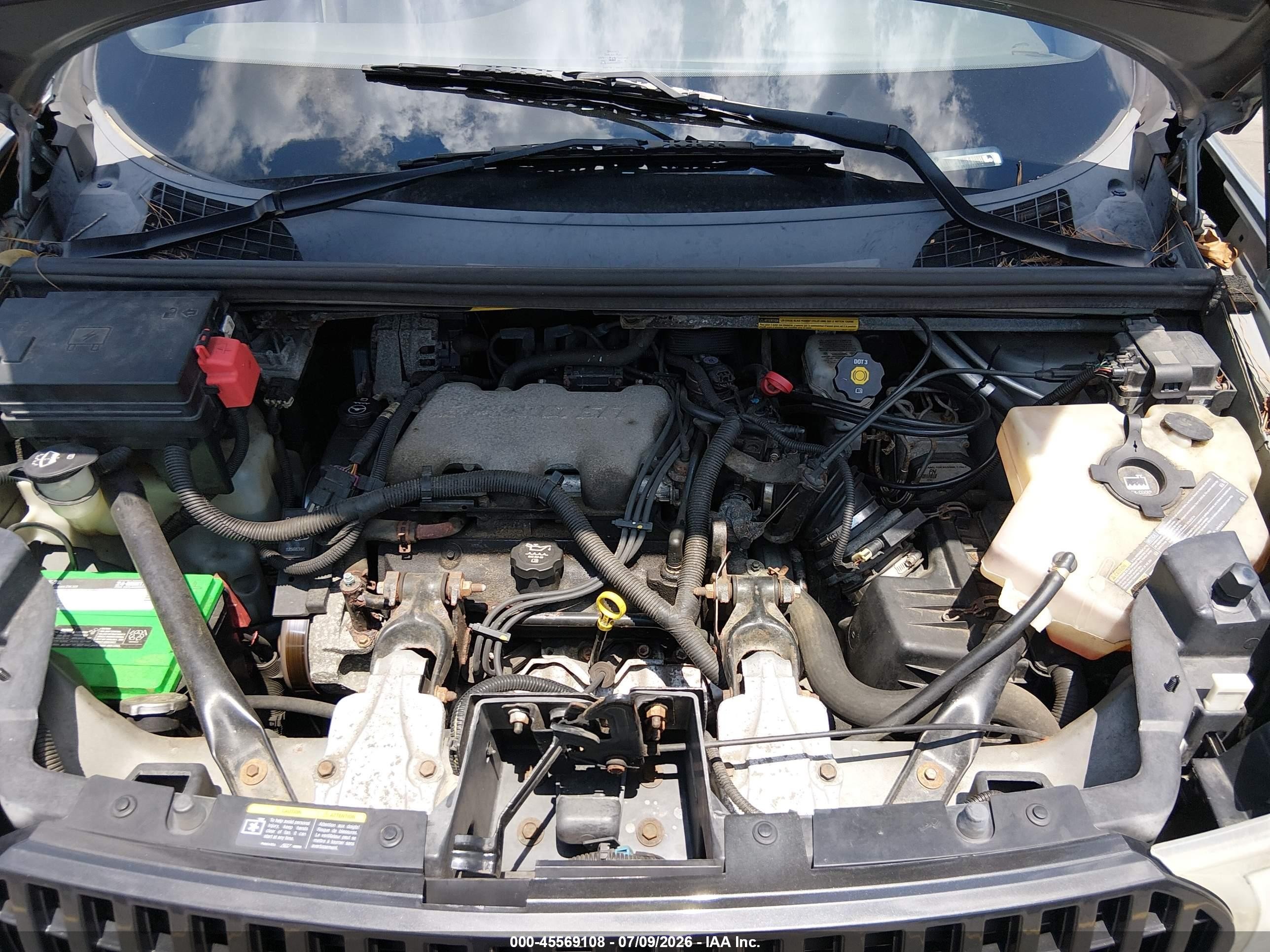 2004 Buick Rendezvous Cx Silver vin: 3G5DA03E04S572682