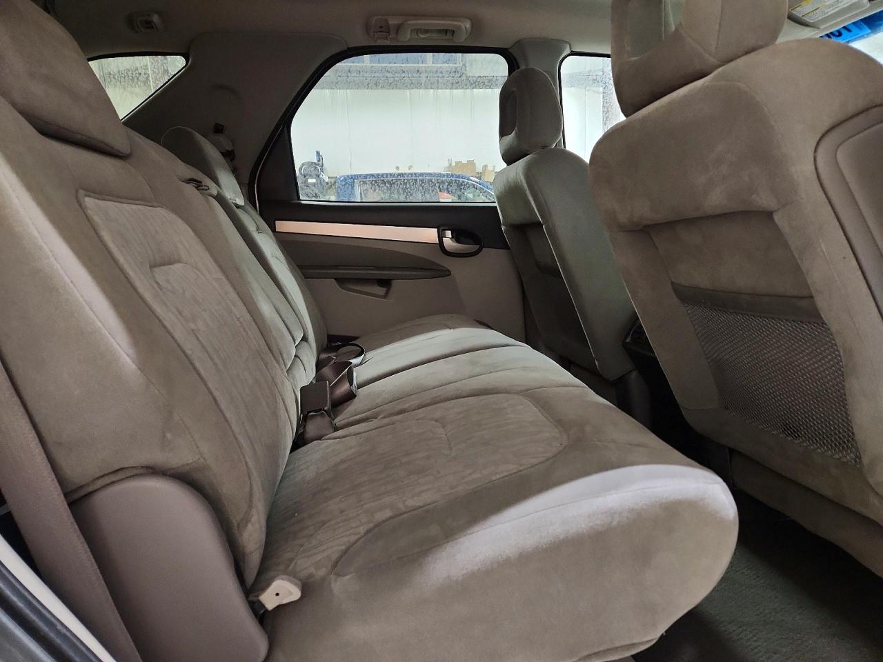 2003 Buick Rendezvous Cx White vin: 3G5DA03E23S568910