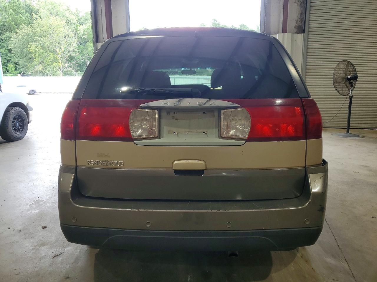 2004 Buick Rendezvous Cx Tan vin: 3G5DA03E74S582884