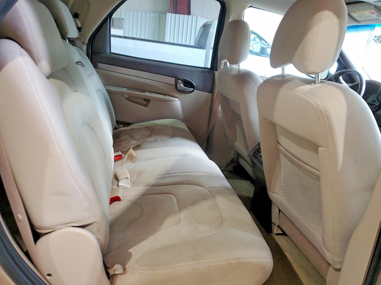 2004 Buick Rendezvous Cx Tan vin: 3G5DA03E74S582884