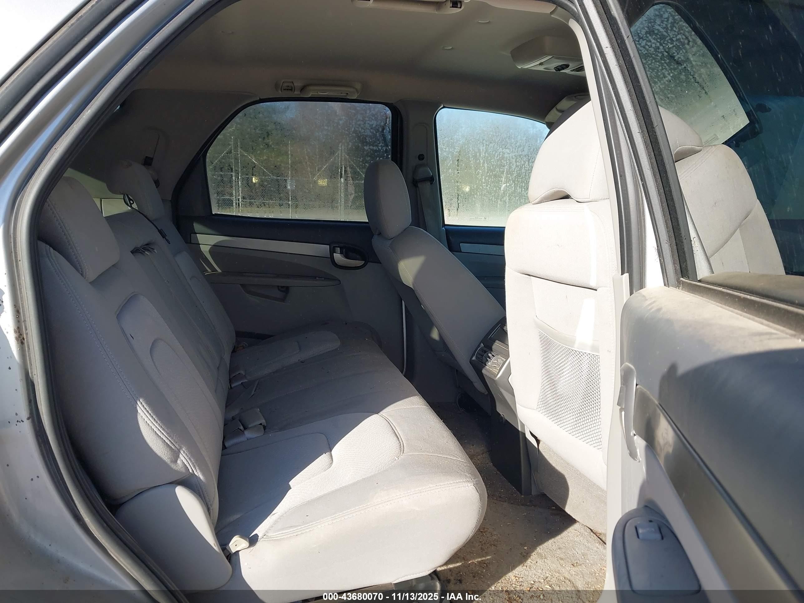 2005 Buick Rendezvous Cx Silver vin: 3G5DA03E85S569935