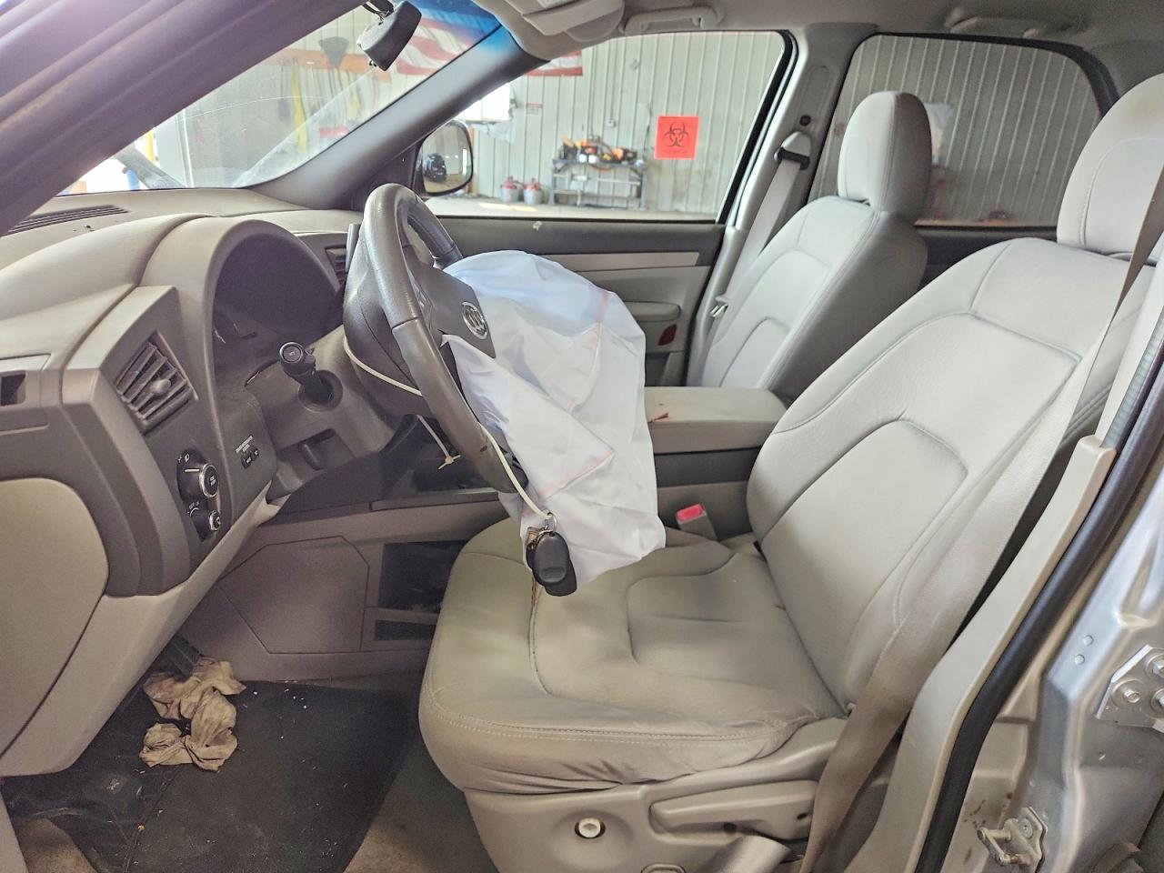 2005 Buick Rendezvous Cx Silver vin: 3G5DA03E95S528410