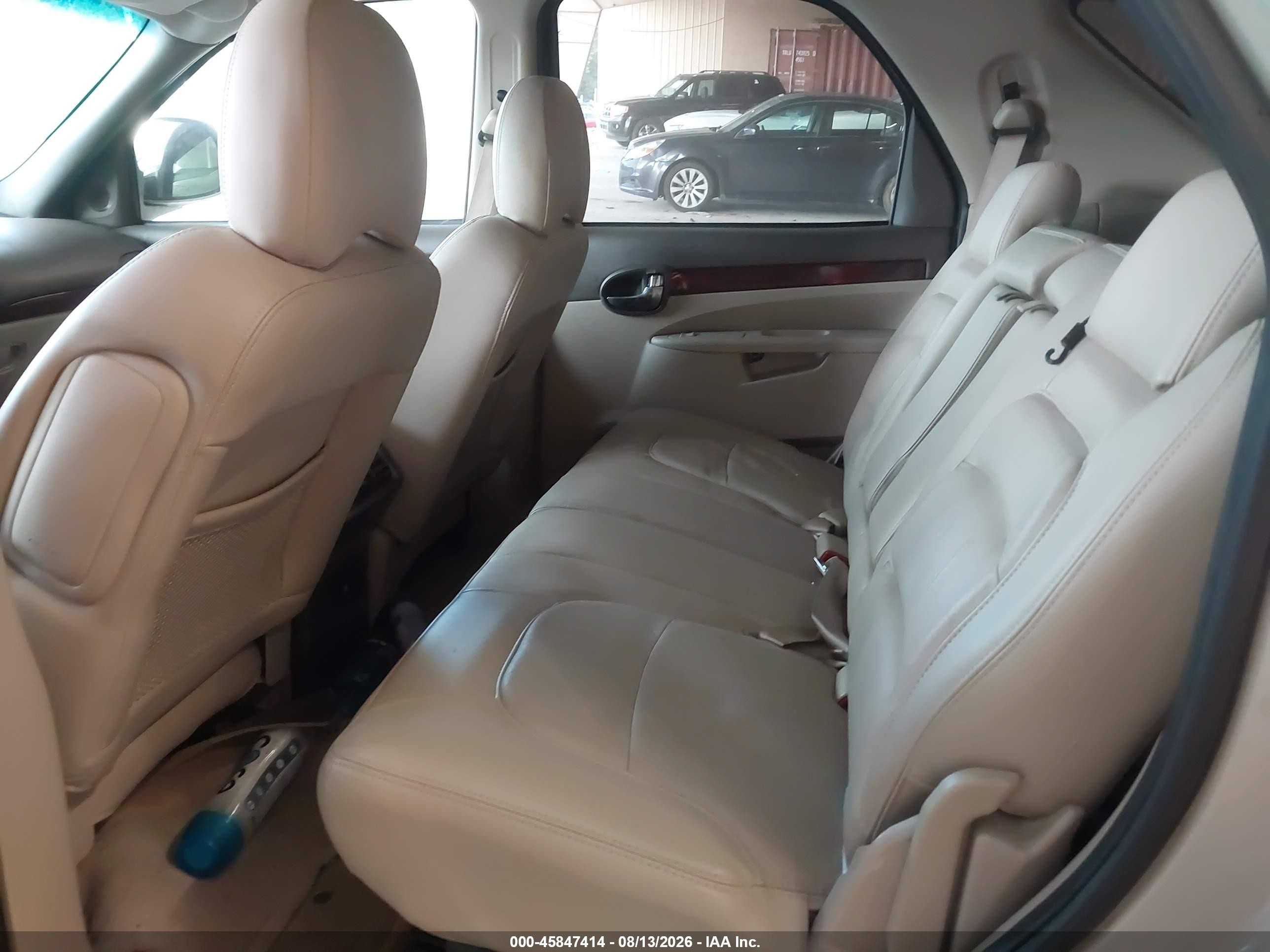 2006 Buick Rendezvous Cx White vin: 3G5DA03L16S516557
