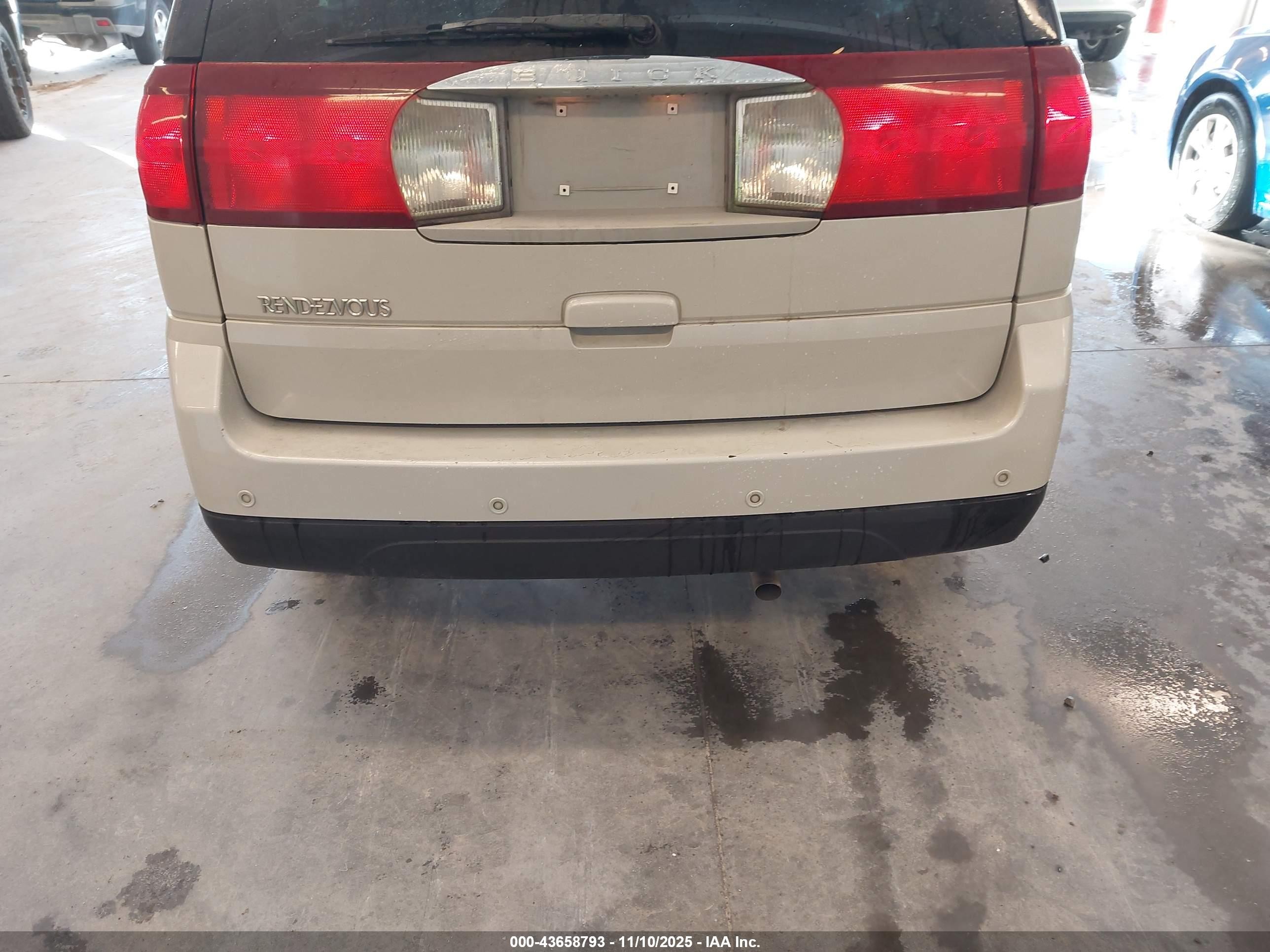 2007 Buick Rendezvous Cx White vin: 3G5DA03L47S525092