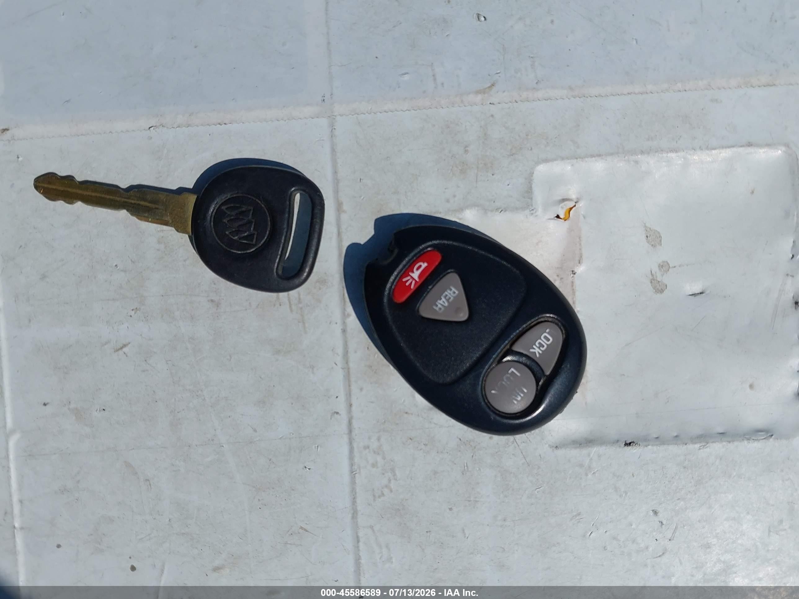 2004 Buick Rendezvous Cx Красный vin: 3G5DB03E54S557348