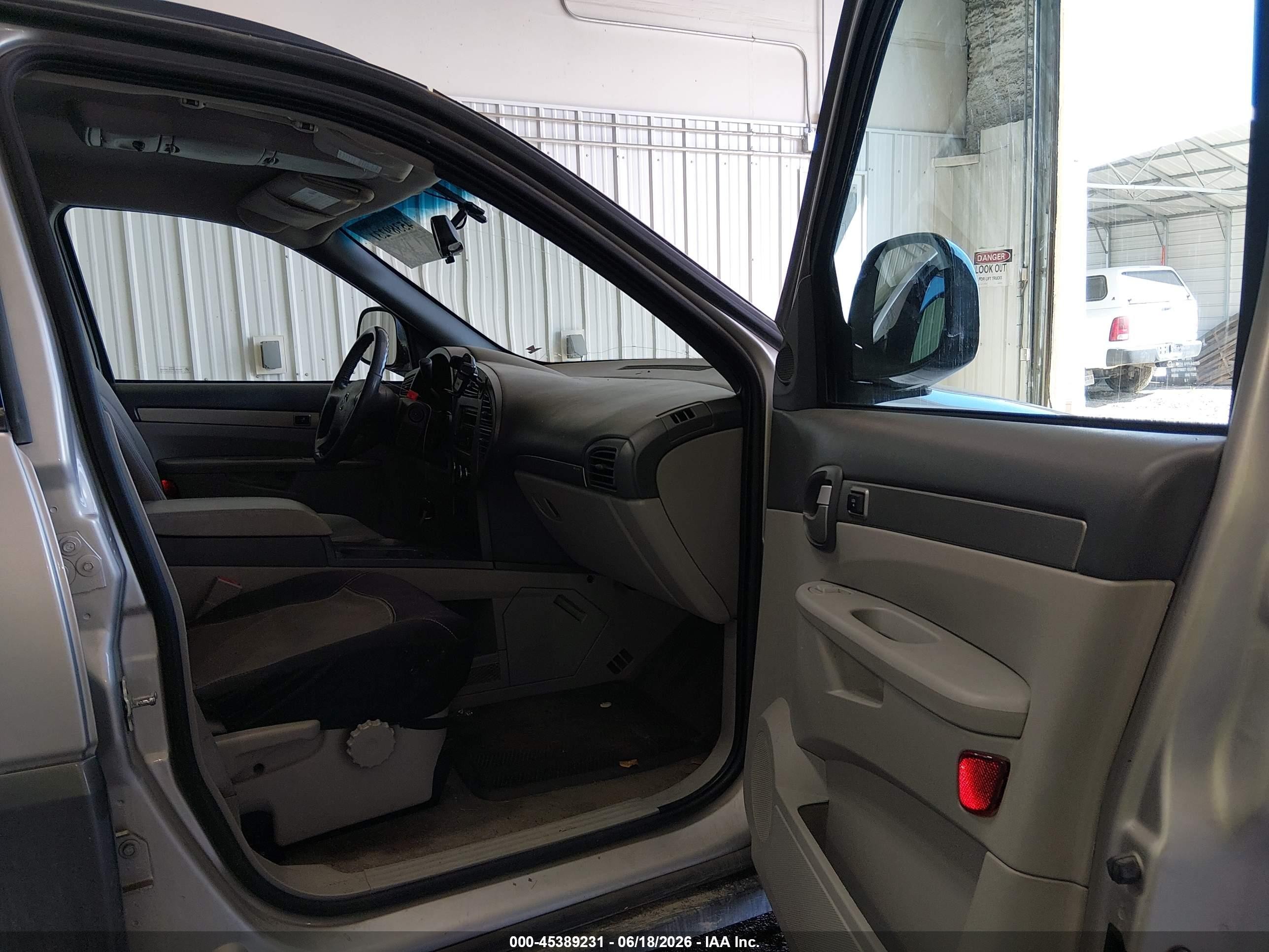 2005 Buick Rendezvous Cx Silver vin: 3G5DB03E85S559757