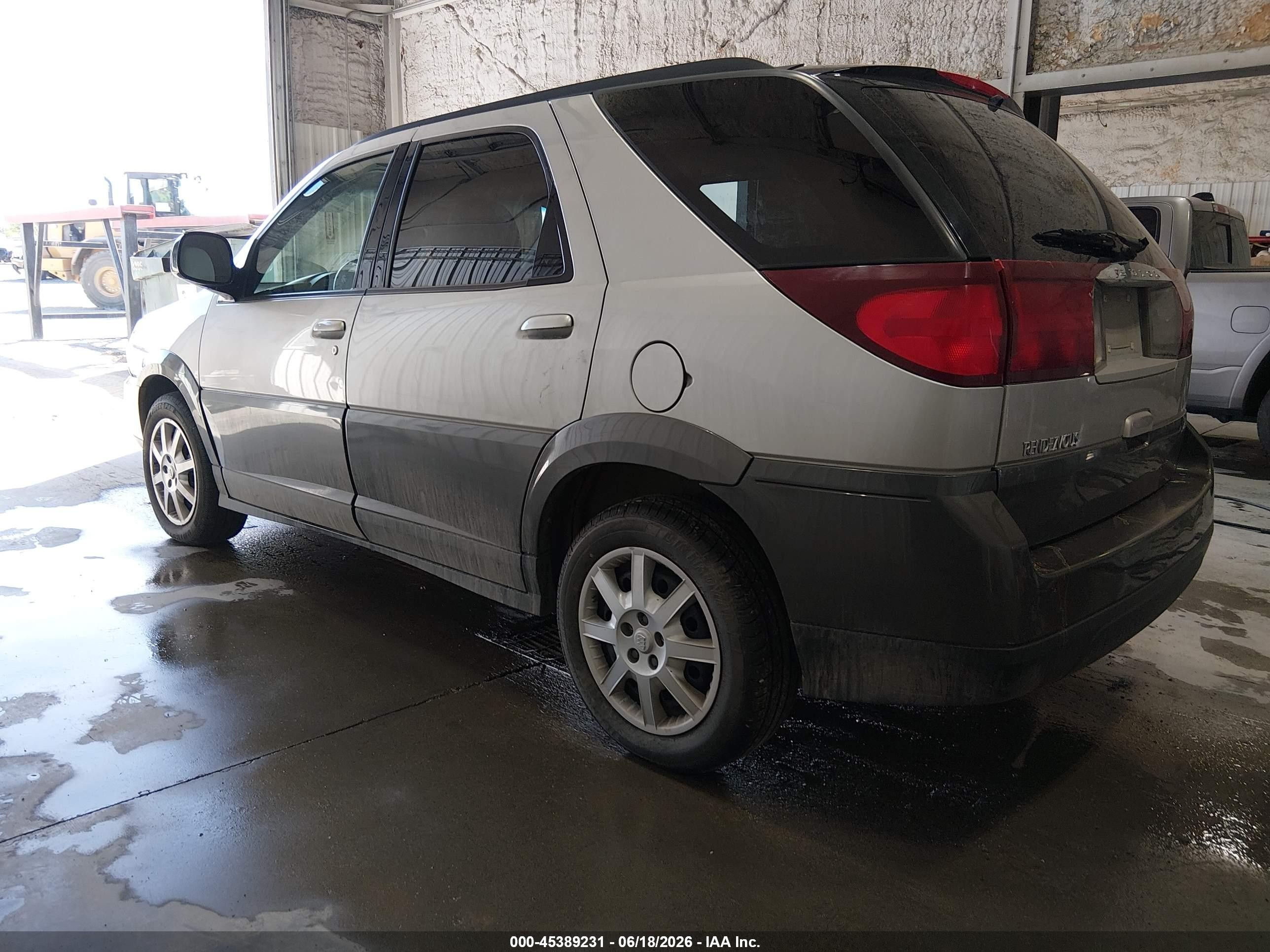 2005 Buick Rendezvous Cx Silver vin: 3G5DB03E85S559757
