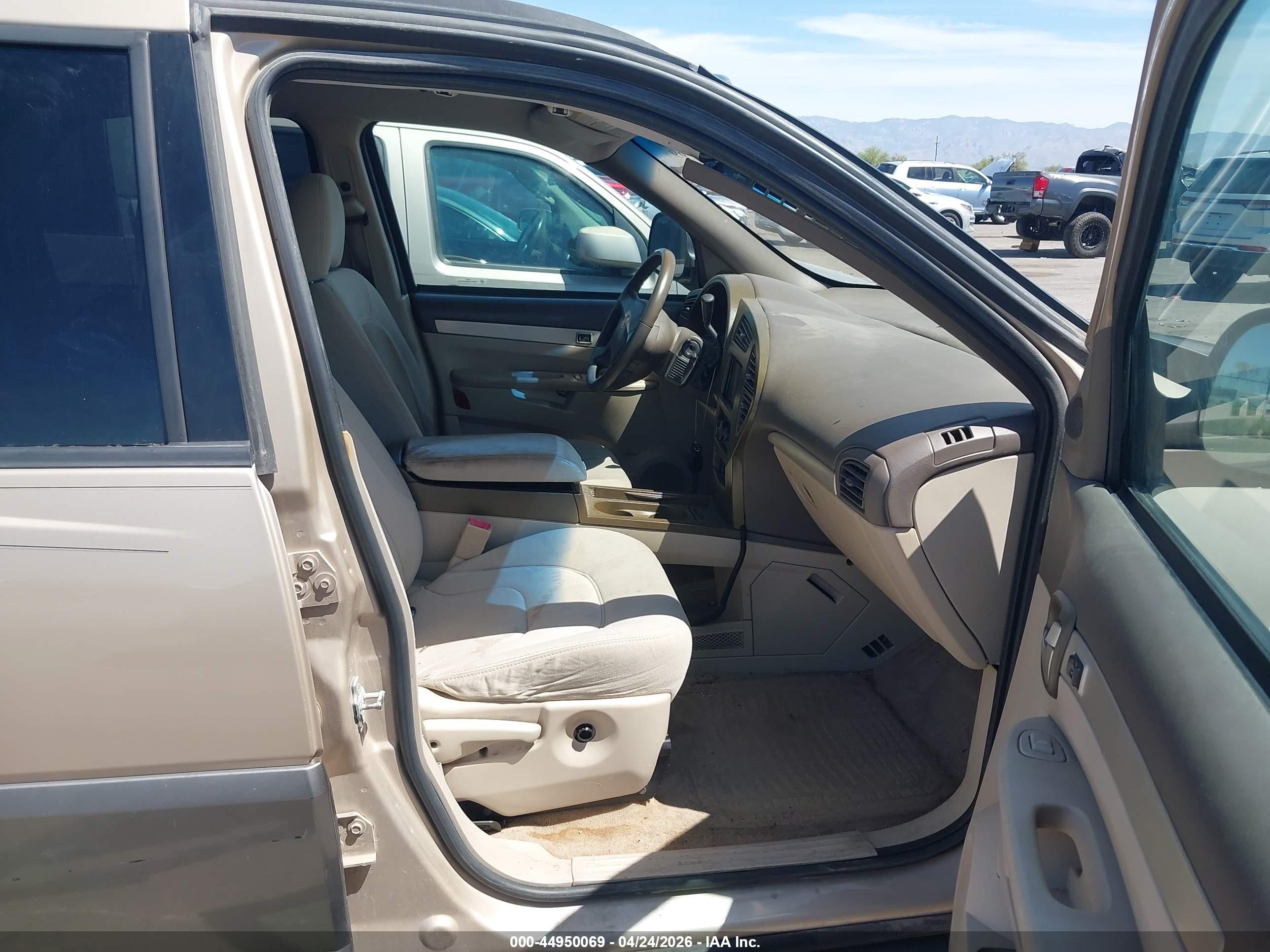 2004 Buick Rendezvous Cx Tan vin: 3G5DB03E94S548085
