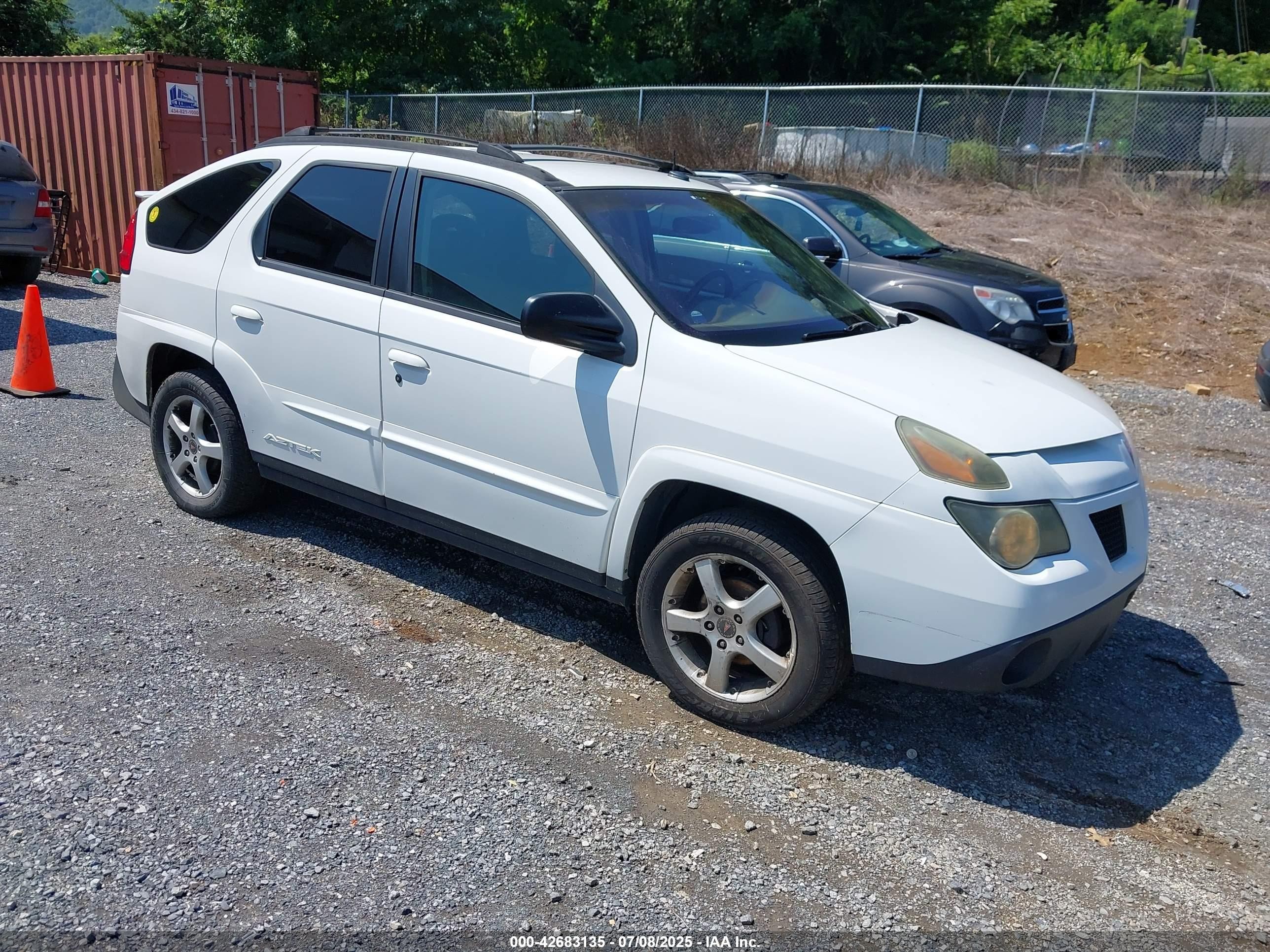2003 Pontiac Aztek   White vin: 3G7DA03E03S599662