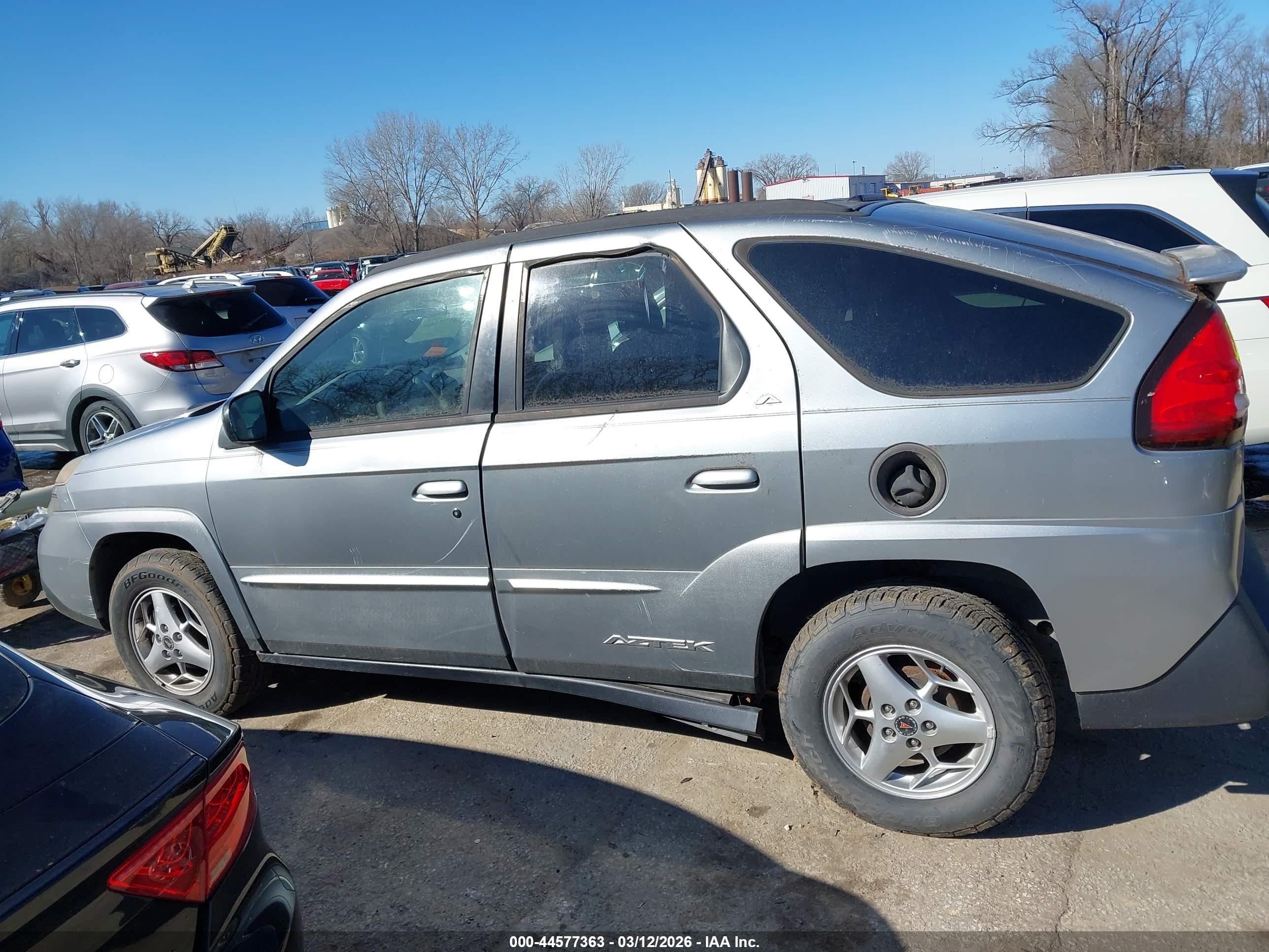 2003 Pontiac Aztek   Gray vin: 3G7DA03E43S514838