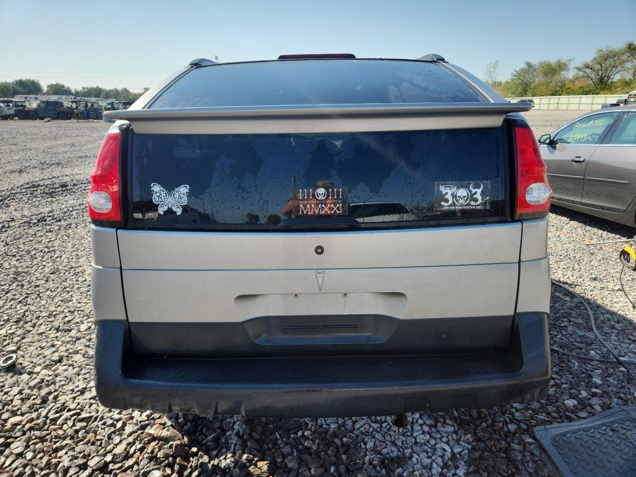 2003 Pontiac Aztek Silver vin: 3G7DA03E43S594674