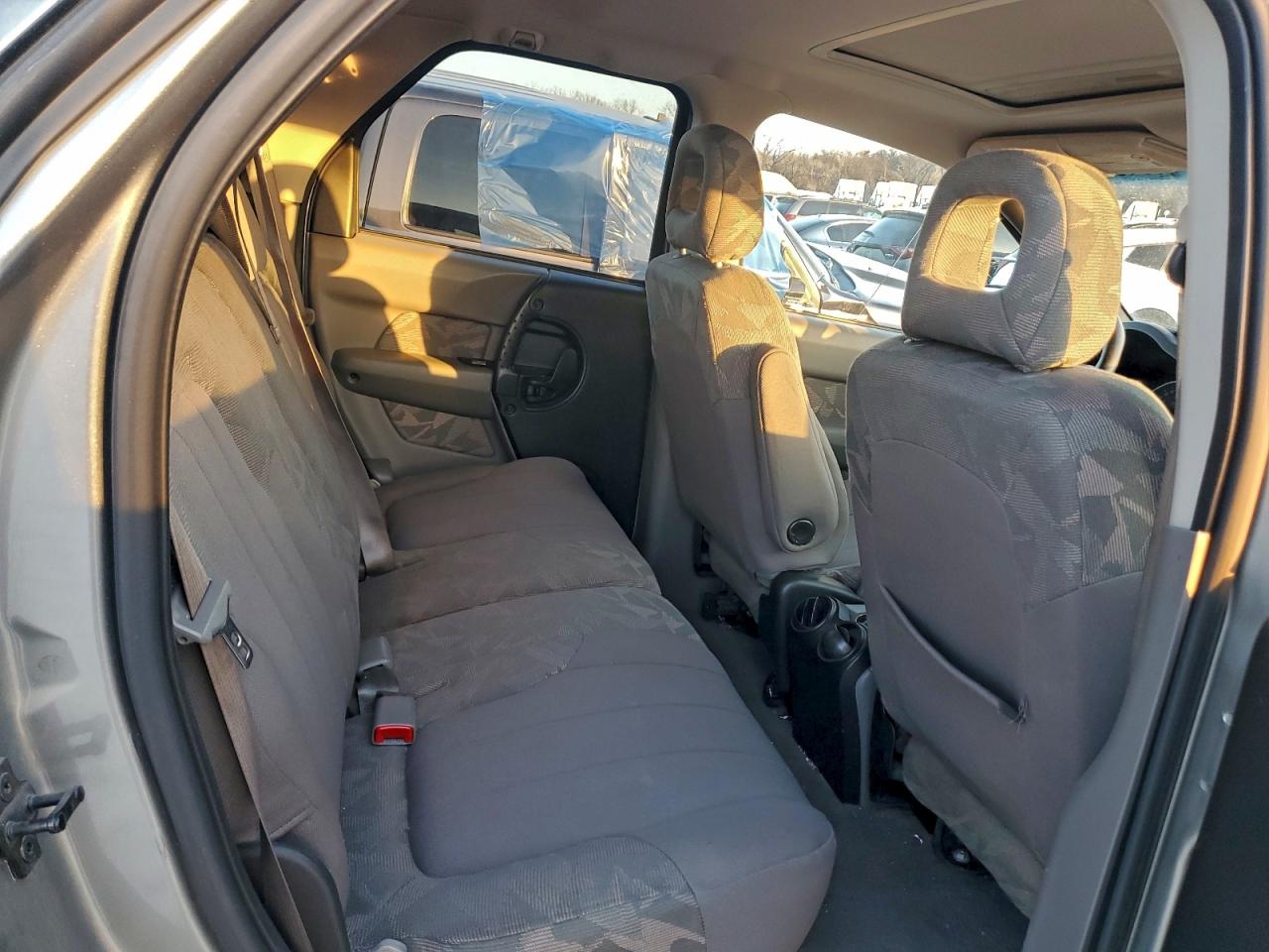 2003 Pontiac Aztek Silver vin: 3G7DA03E53S555995