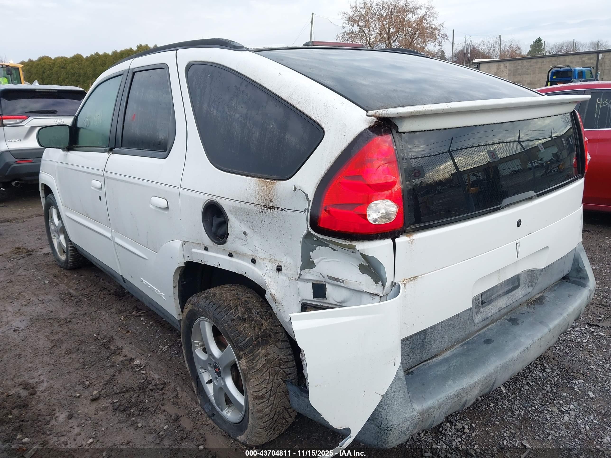 2003 Pontiac Aztek   White vin: 3G7DA03E53S574935