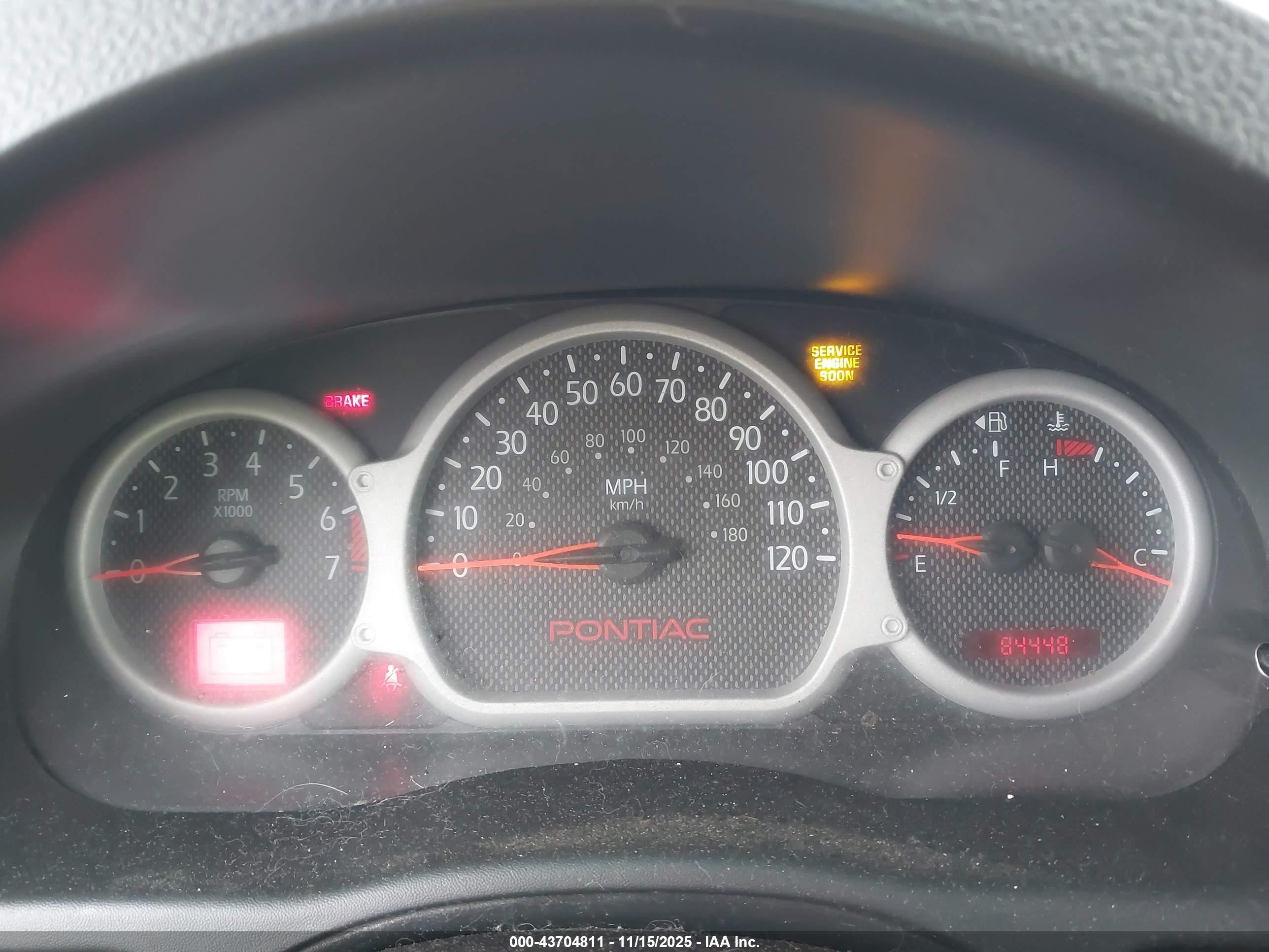 2003 Pontiac Aztek   White vin: 3G7DA03E53S574935