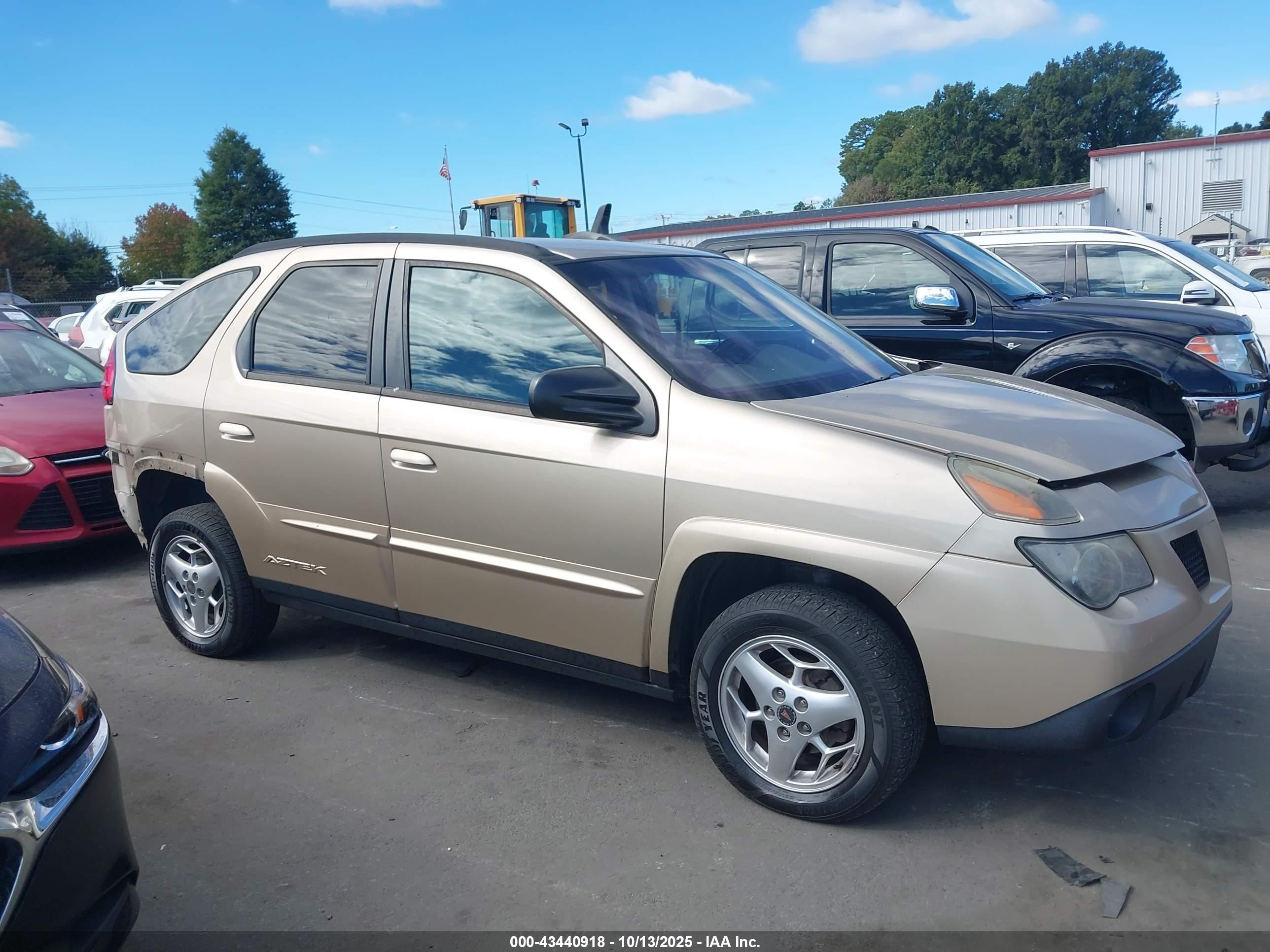 2005 Pontiac Aztek   Gold vin: 3G7DA03E55S536947