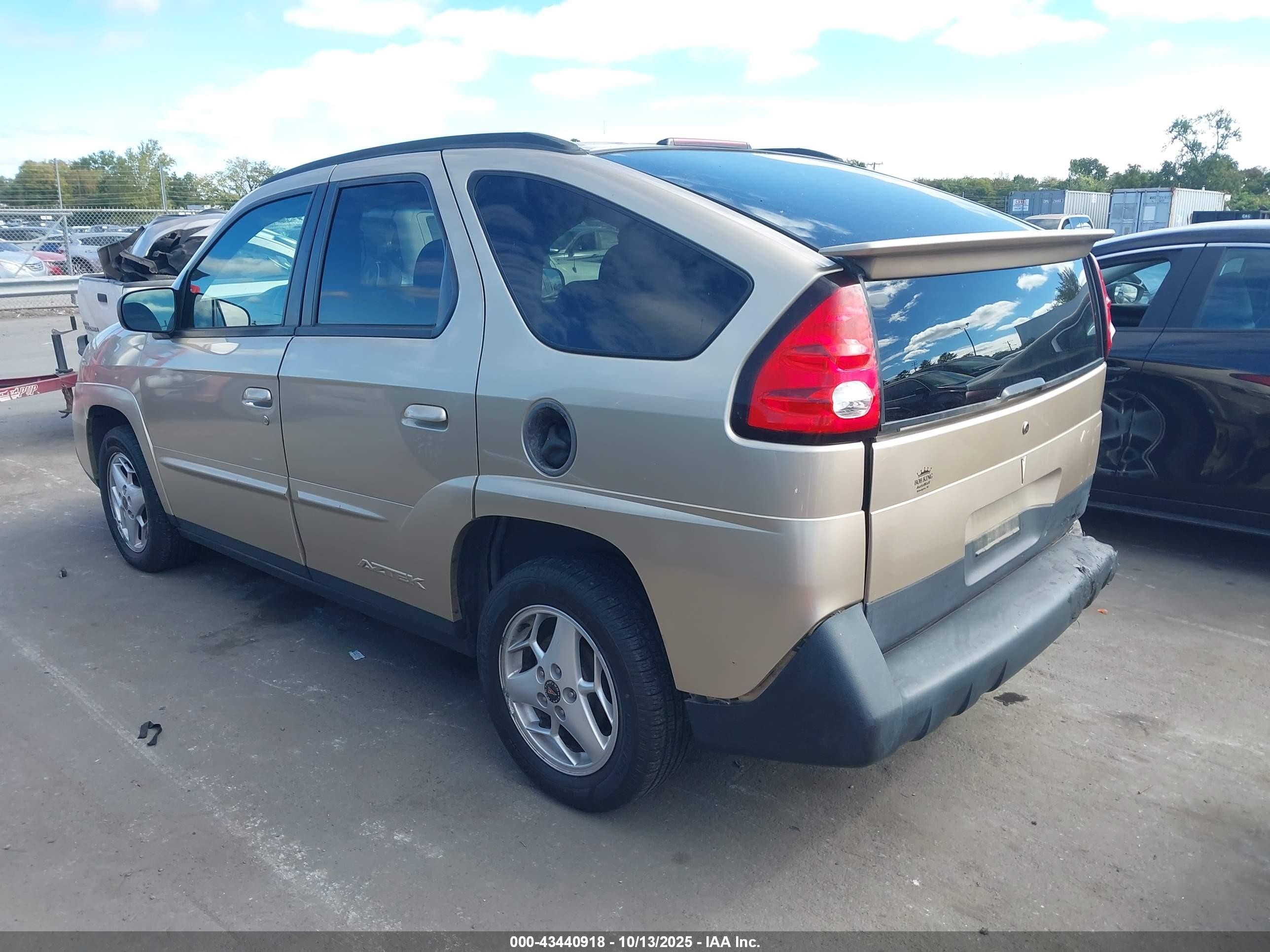 2005 Pontiac Aztek   Gold vin: 3G7DA03E55S536947