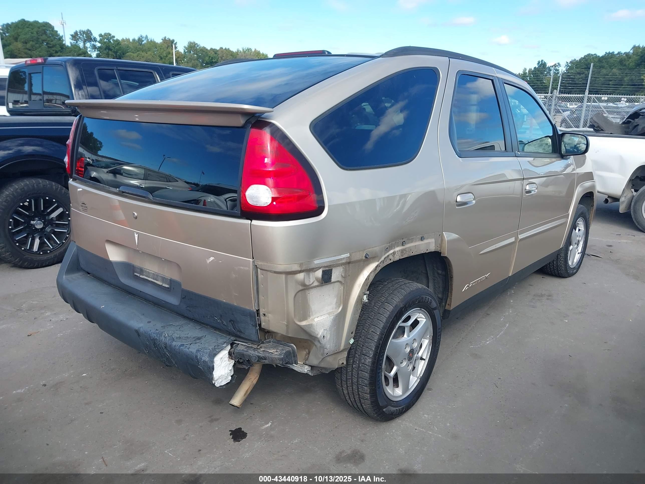 2005 Pontiac Aztek   Gold vin: 3G7DA03E55S536947