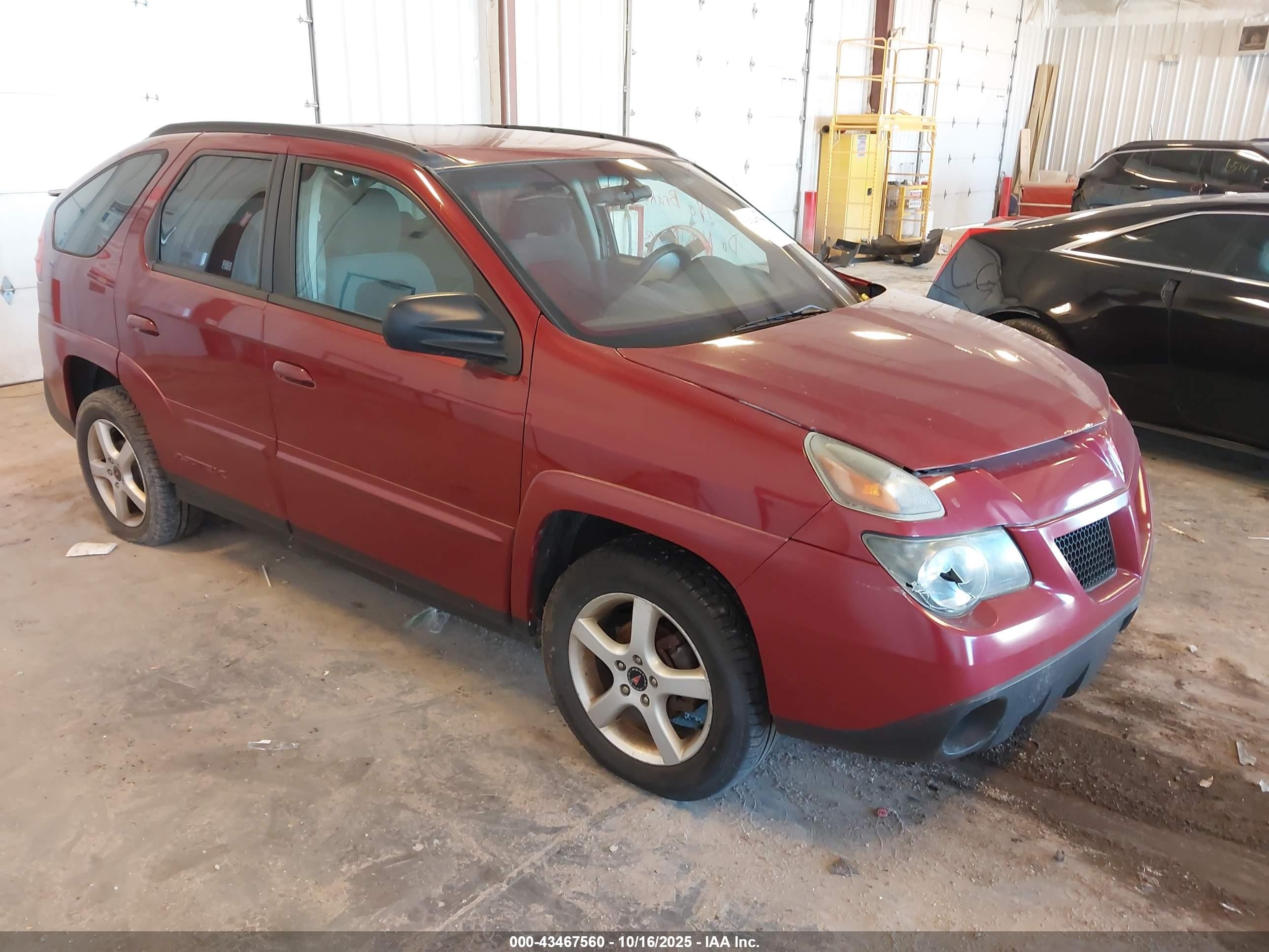 2005 Pontiac Aztek   Red vin: 3G7DA03E85S543360