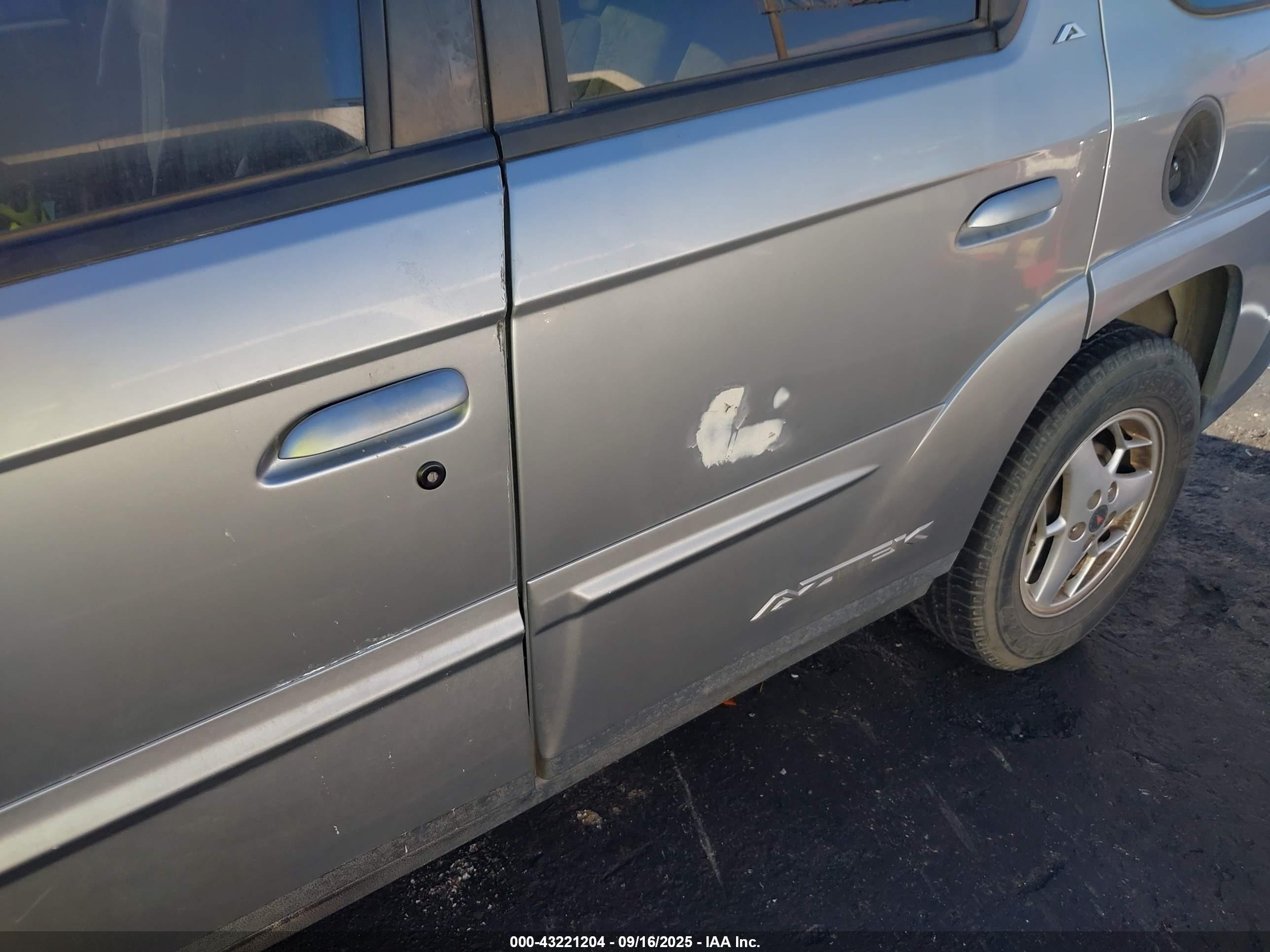 2003 Pontiac Aztek   Silver vin: 3G7DA03E93S513829