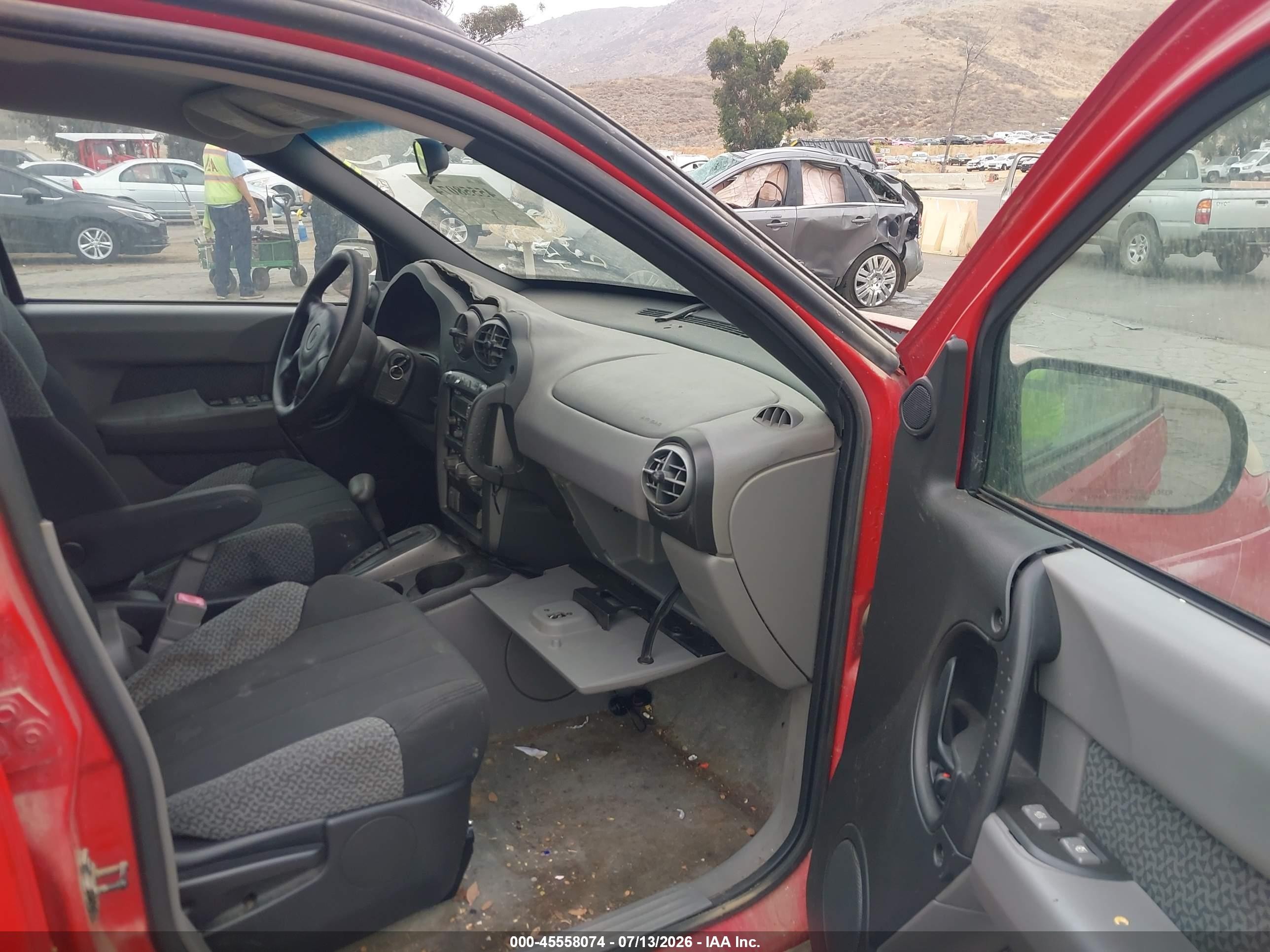 2004 Pontiac Aztek   Red vin: 3G7DA03E94S507160