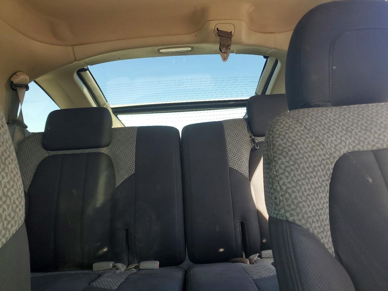 2005 Pontiac Aztek Silver vin: 3G7DA03E95S522520