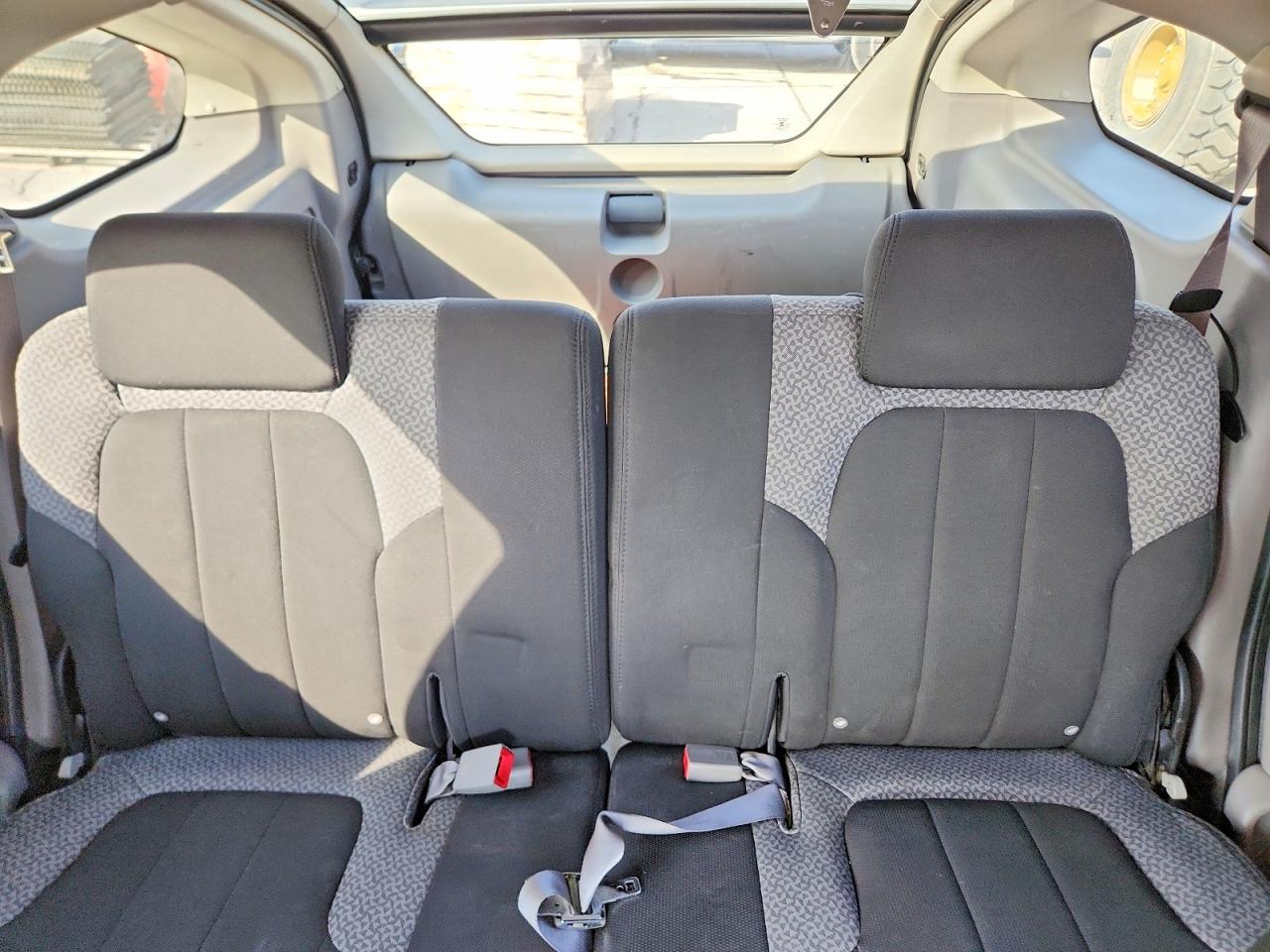 2004 Pontiac Aztek Silver vin: 3G7DB03E74S593033