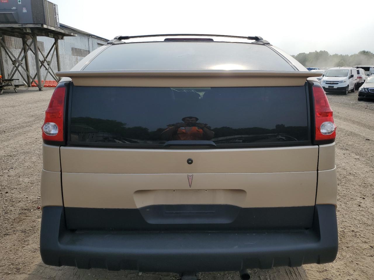 2003 Pontiac Aztek    Gold vin: 3G7DB03EX3S543998