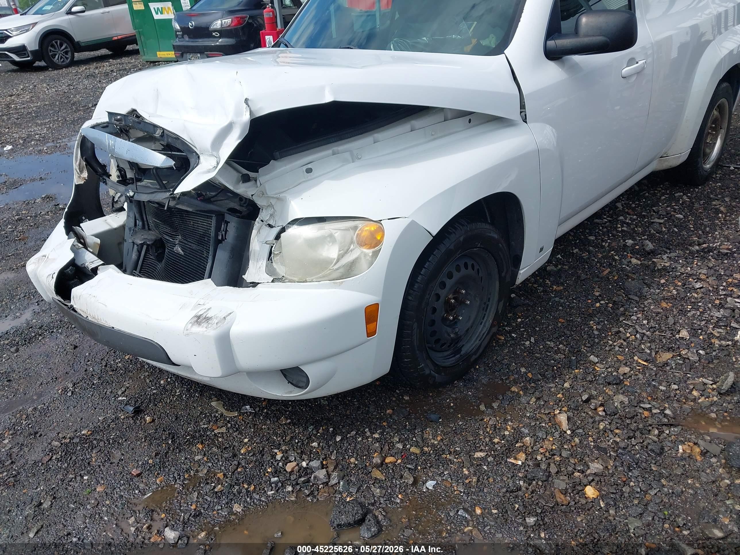 2009 Chevrolet Hhr Panel Ls White vin: 3GCCA85B59S612851