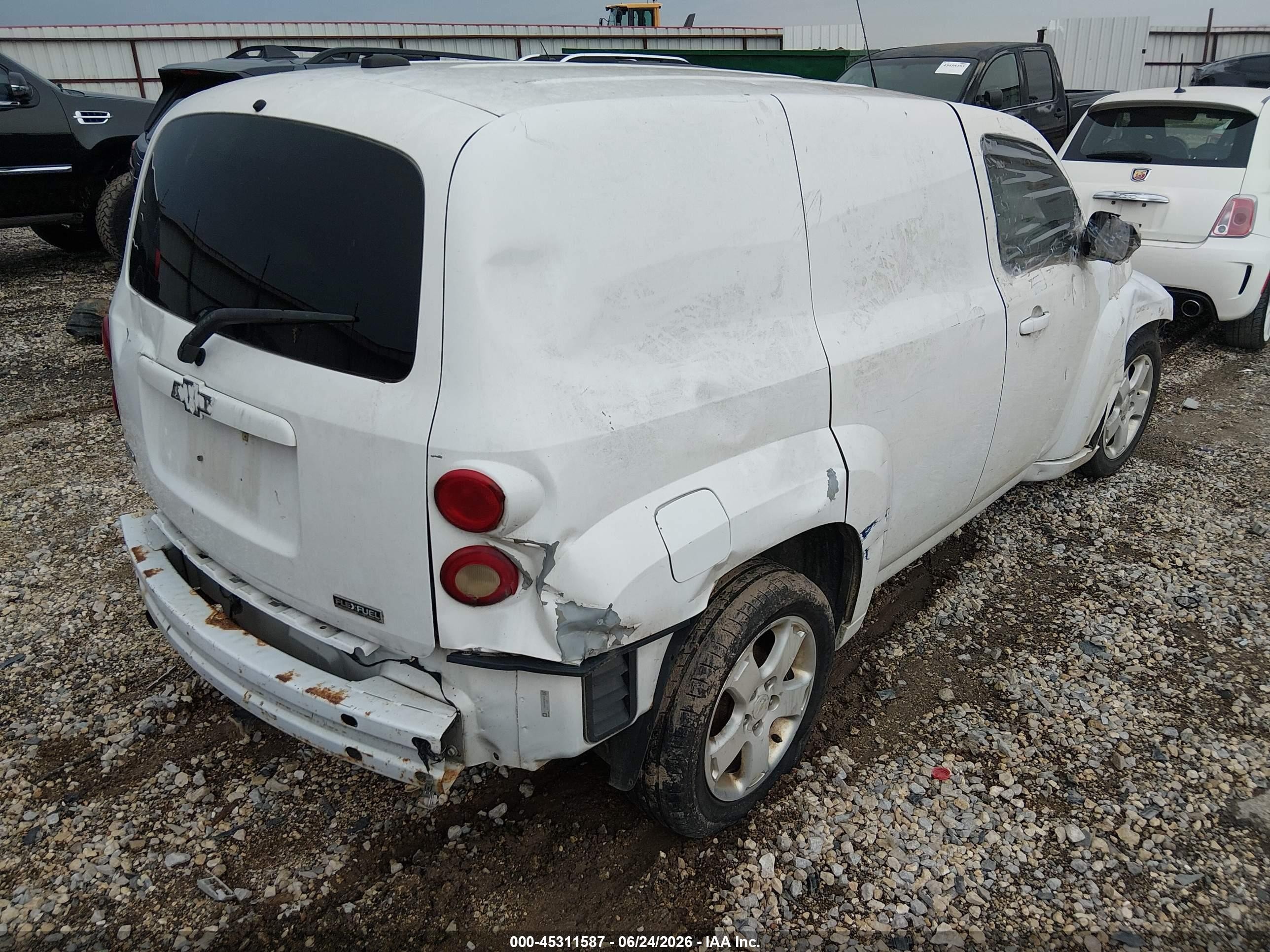 2009 Chevrolet Hhr Panel Ls White vin: 3GCCA85B89S619230