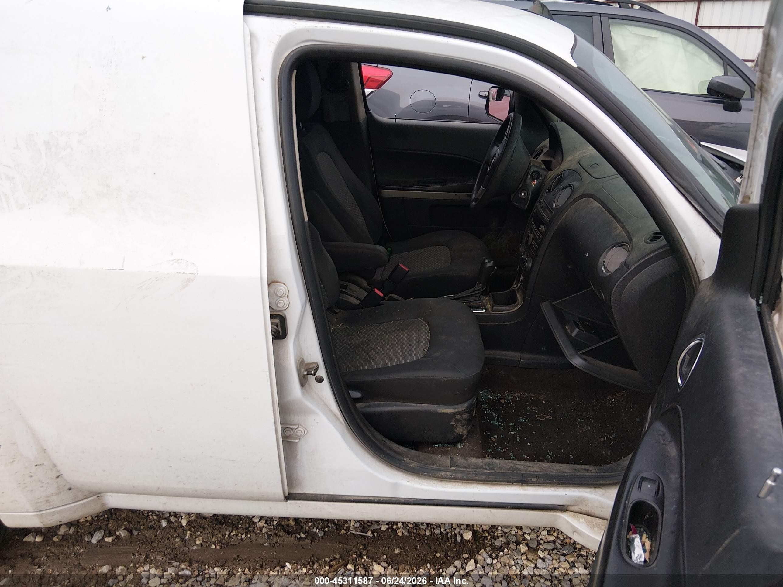 2009 Chevrolet Hhr Panel Ls White vin: 3GCCA85B89S619230