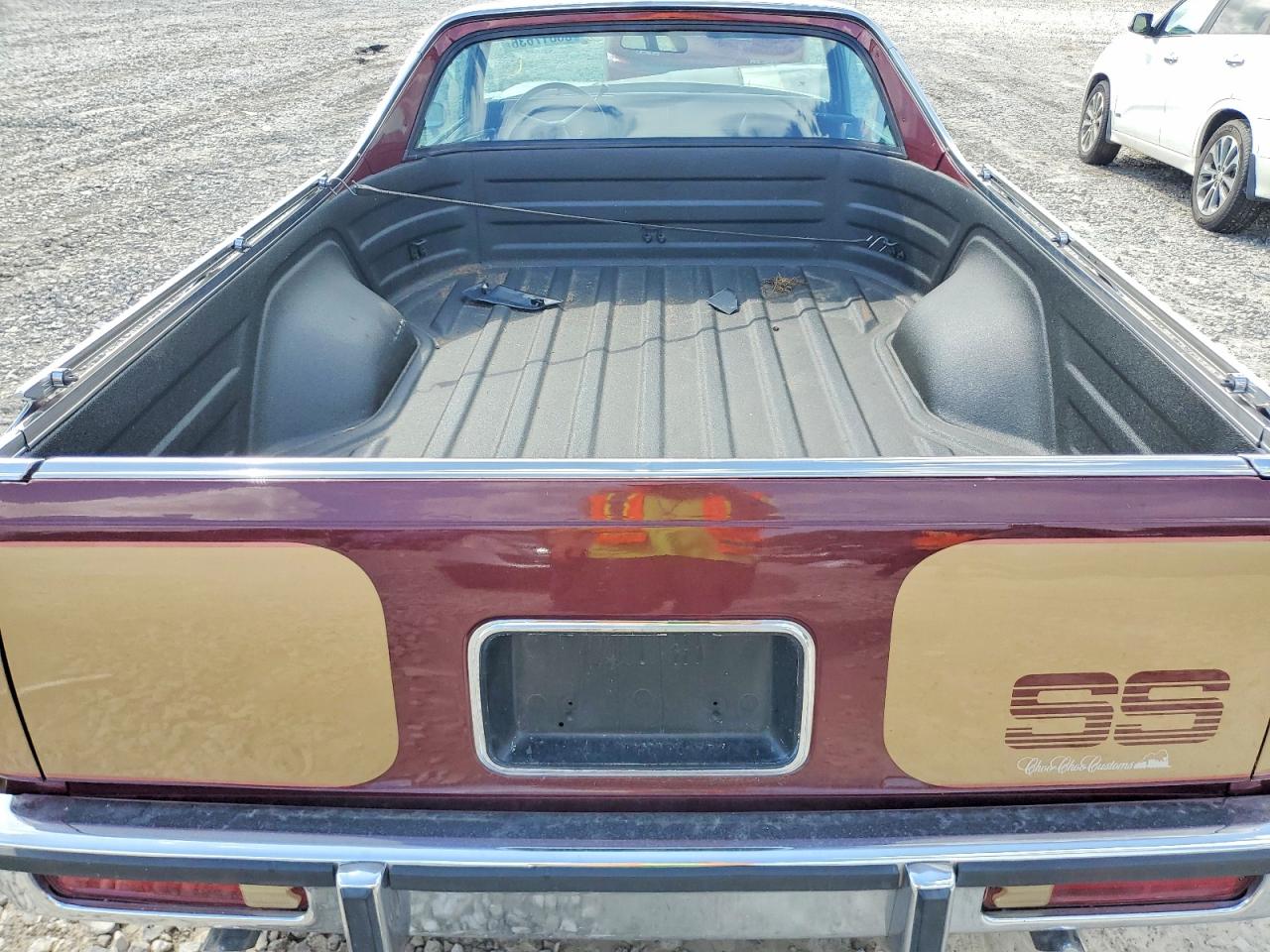 1985 Chevrolet El Camino Two Tone vin: 3GCCW80H7FS902405