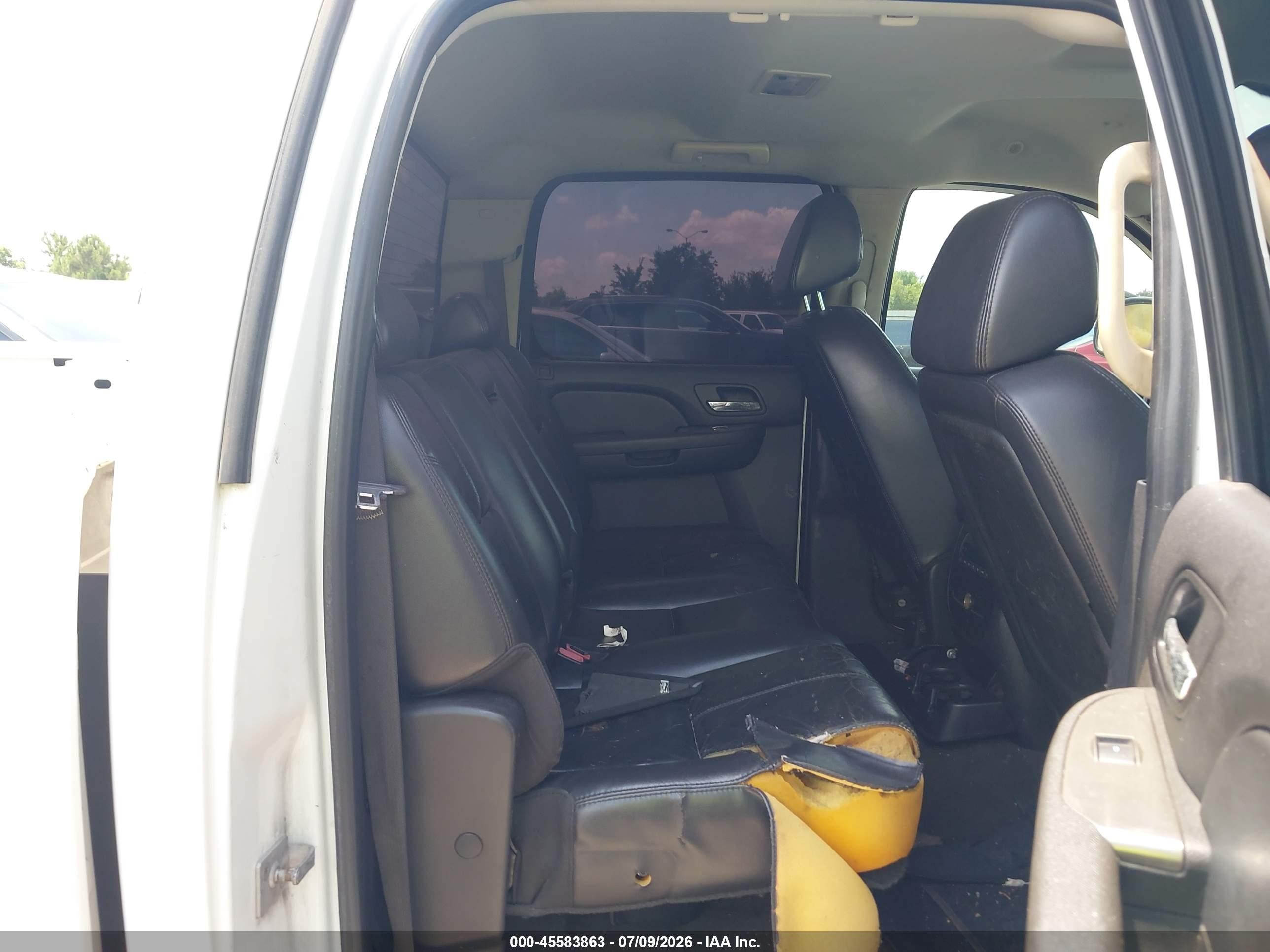 2007 Chevrolet Silverado 1500 Ltz White vin: 3GCEC13007G543241