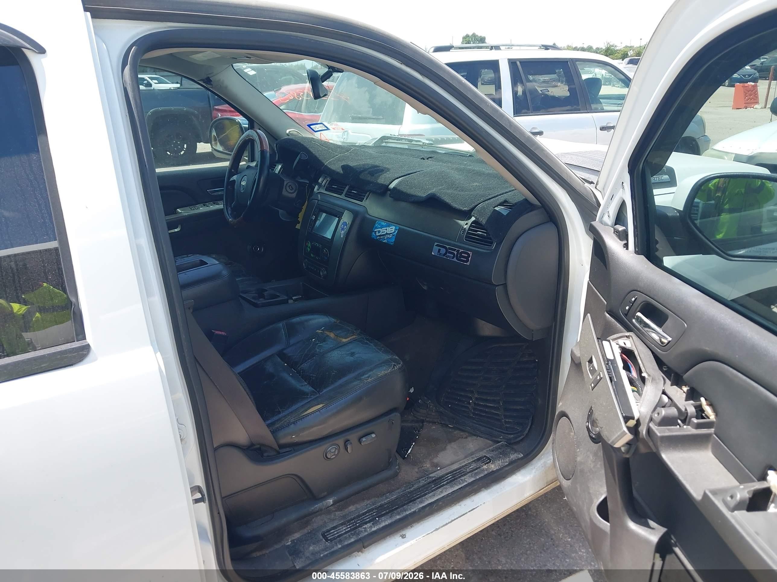 2007 Chevrolet Silverado 1500 Ltz White vin: 3GCEC13007G543241