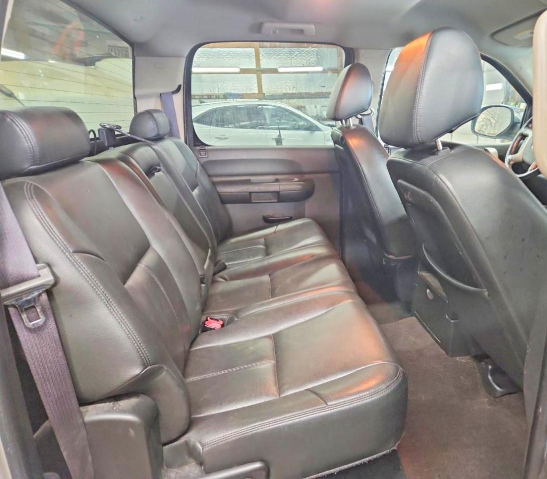 2008 Chevrolet Silverado C1500 Beige vin: 3GCEC13048G125797