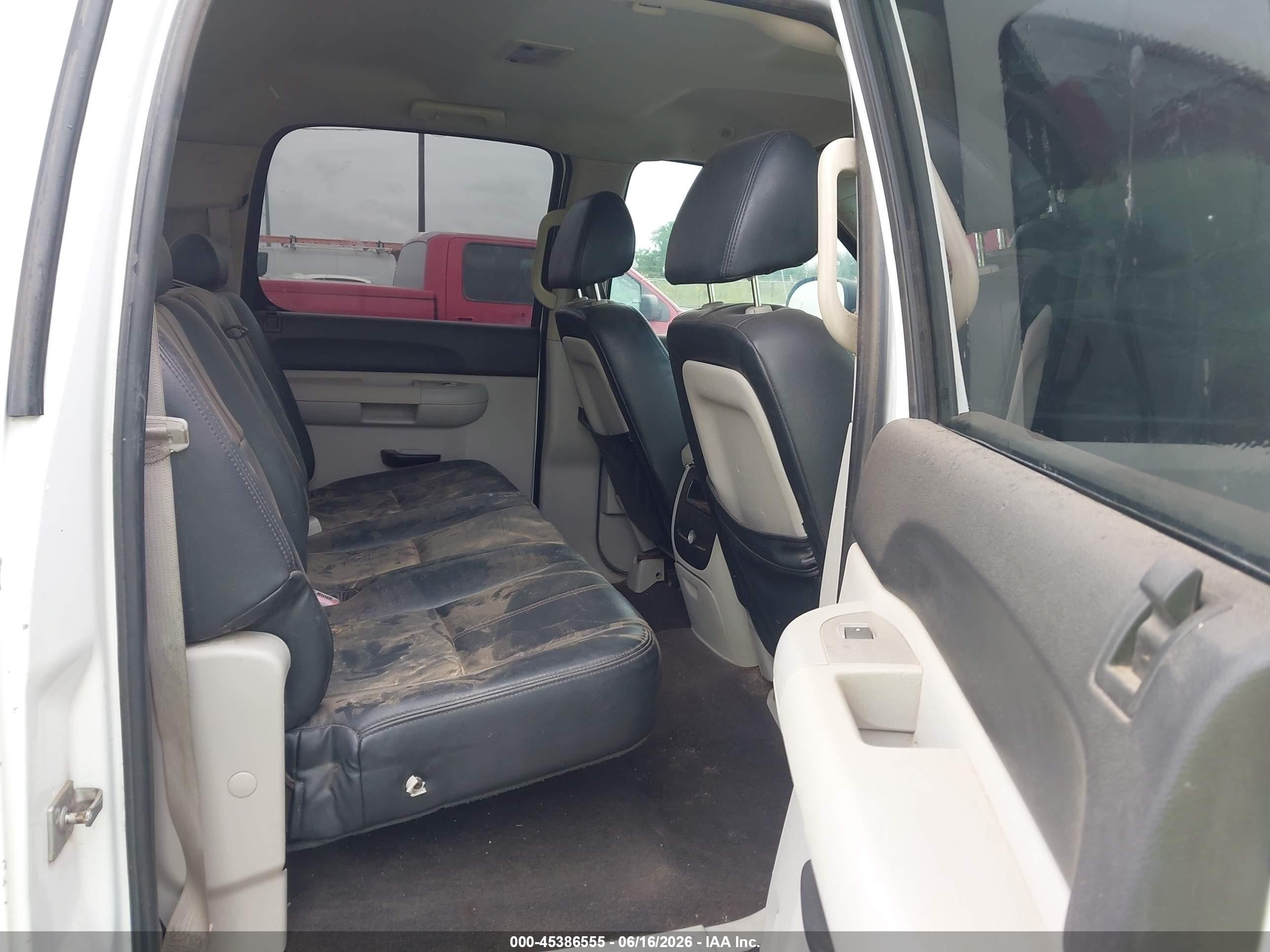 2008 Chevrolet Silverado 1500 Lt2 White vin: 3GCEC130X8G100211