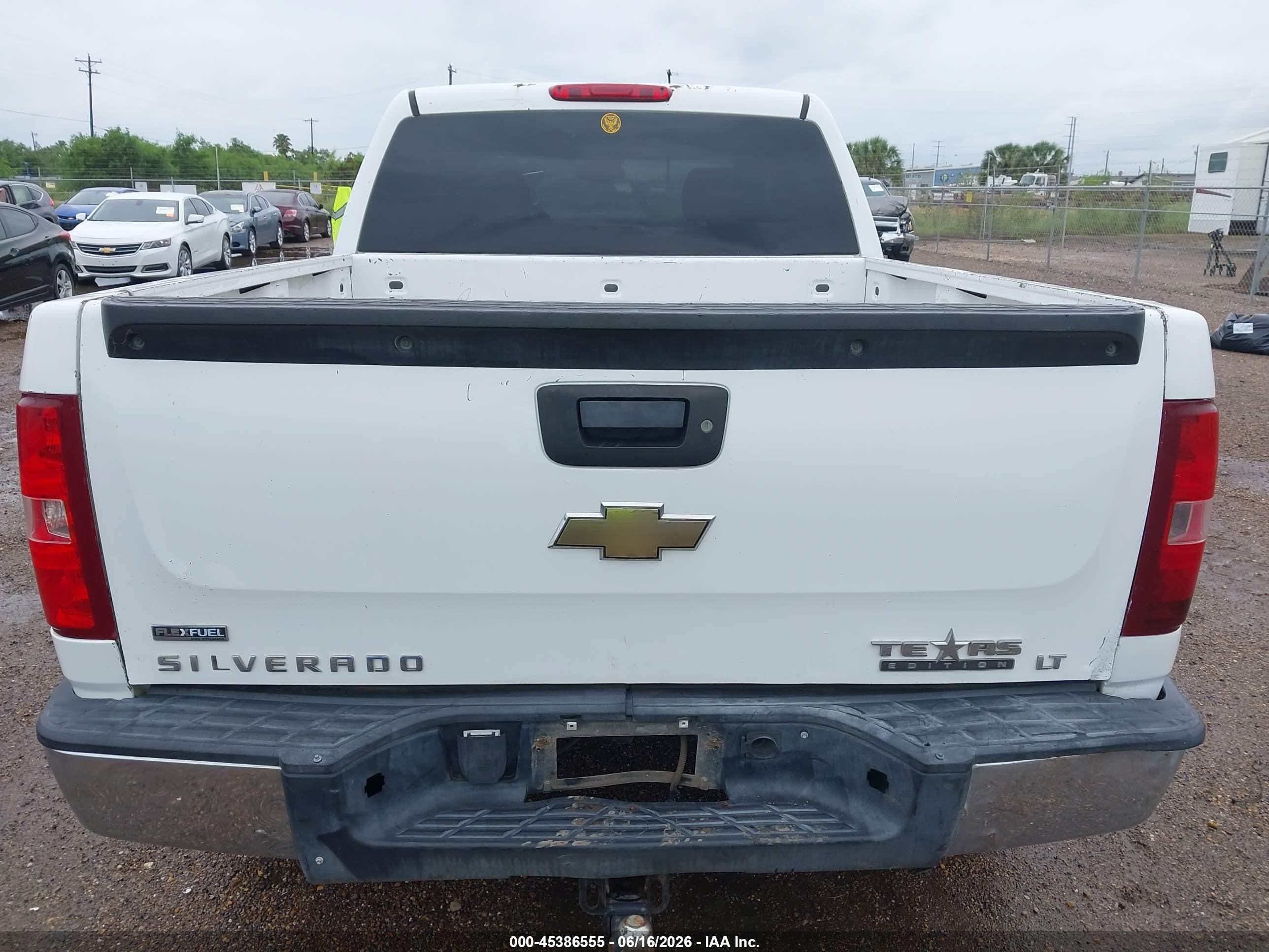 2008 Chevrolet Silverado 1500 Lt2 White vin: 3GCEC130X8G100211