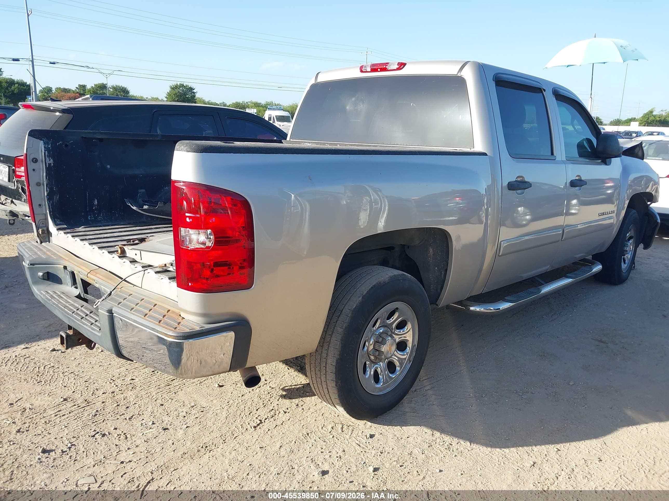 2008 Chevrolet Silverado 1500 Ls Silver vin: 3GCEC13C18G287459