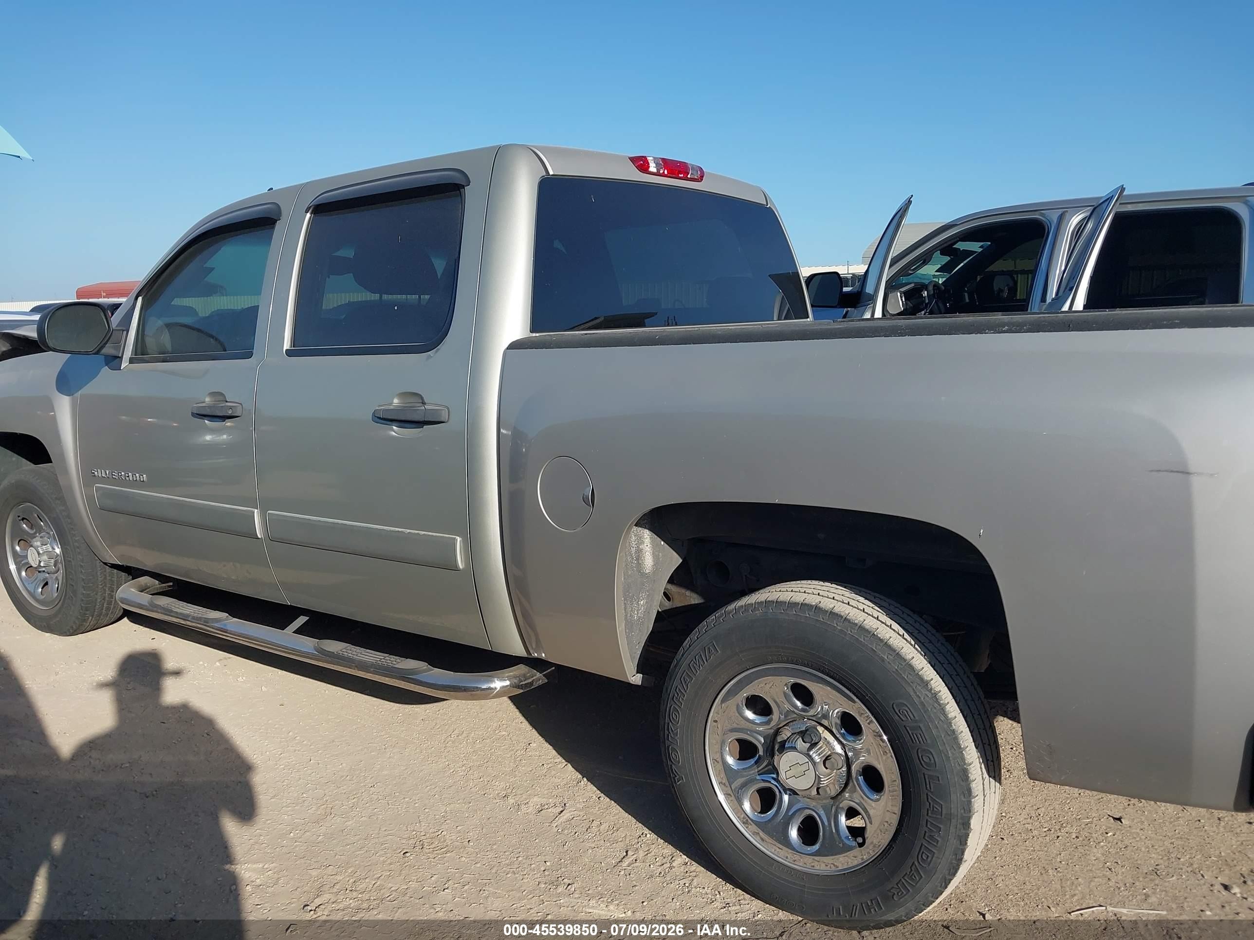 2008 Chevrolet Silverado 1500 Ls Silver vin: 3GCEC13C18G287459