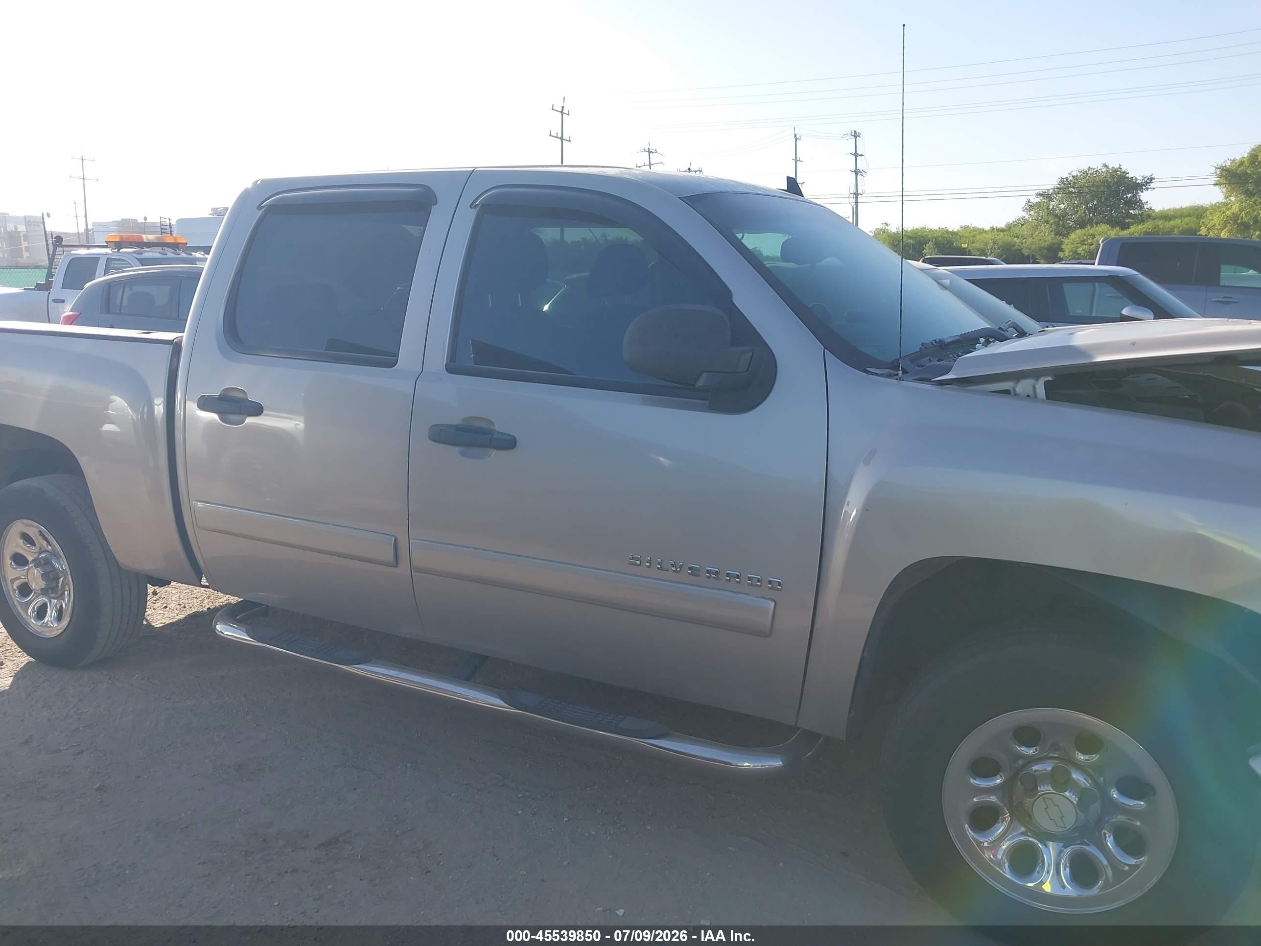 2008 Chevrolet Silverado 1500 Ls Silver vin: 3GCEC13C18G287459