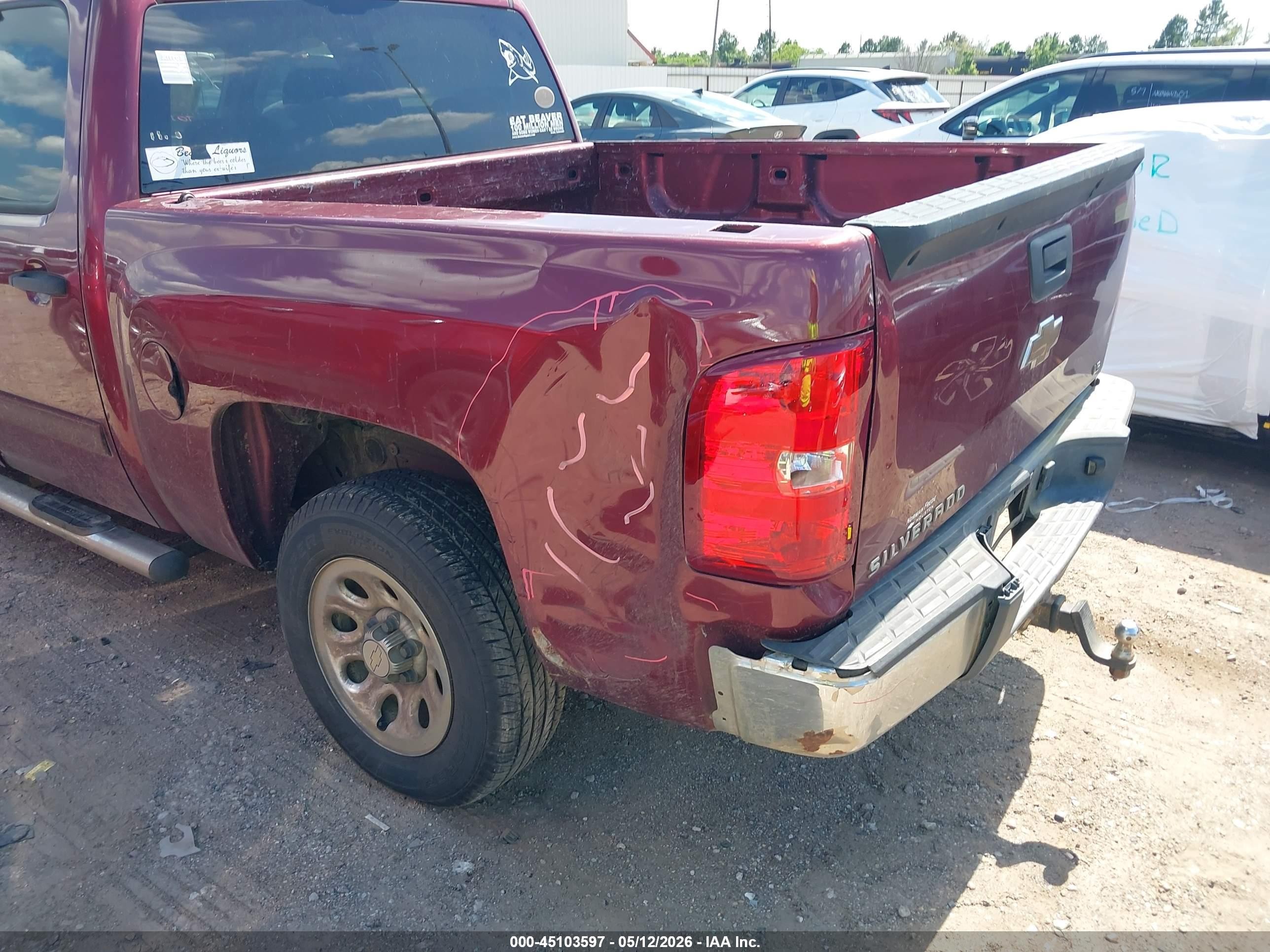 2009 Chevrolet Silverado 1500 Ls Красный vin: 3GCEC13C19G179859