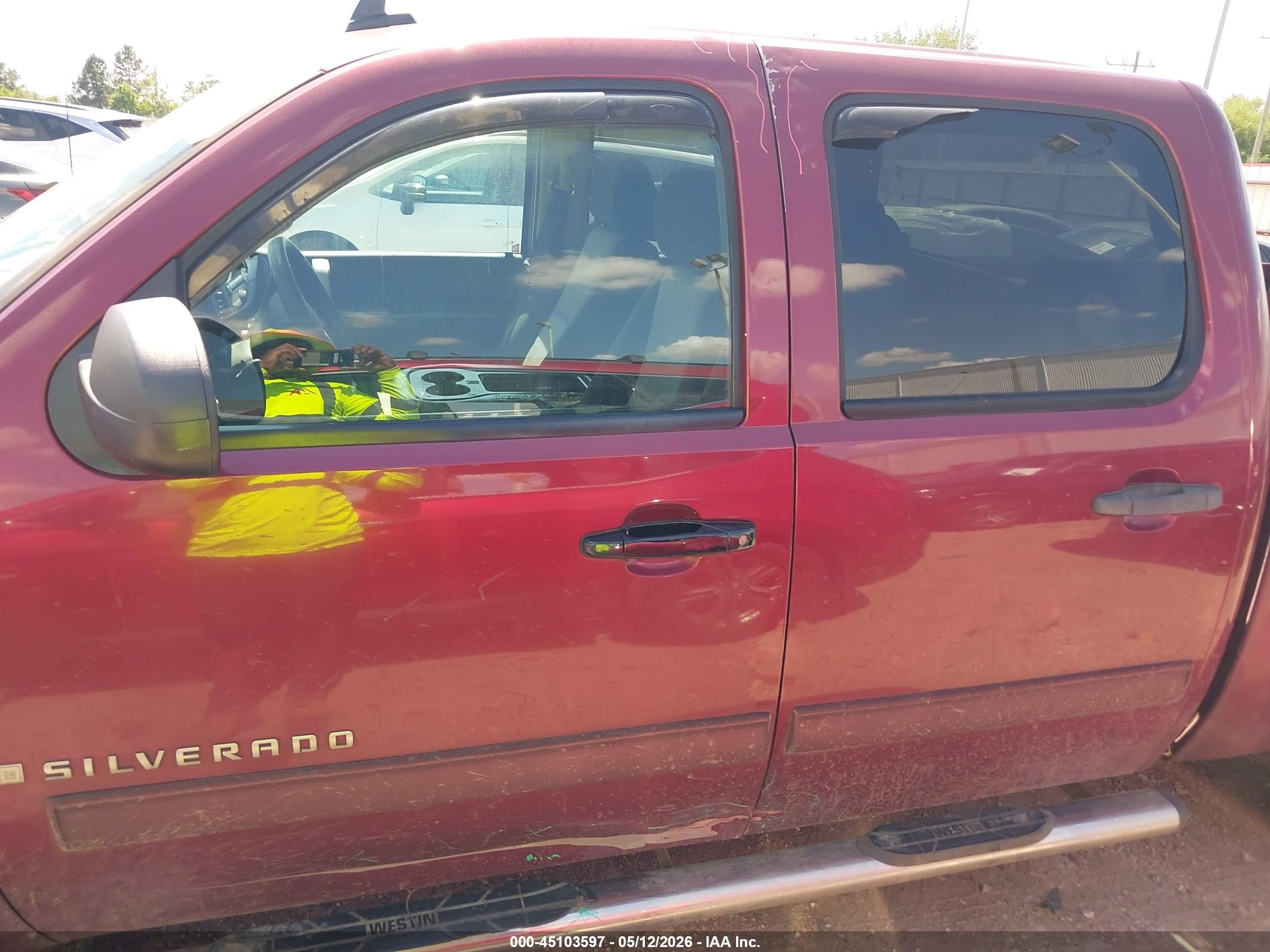 2009 Chevrolet Silverado 1500 Ls Красный vin: 3GCEC13C19G179859