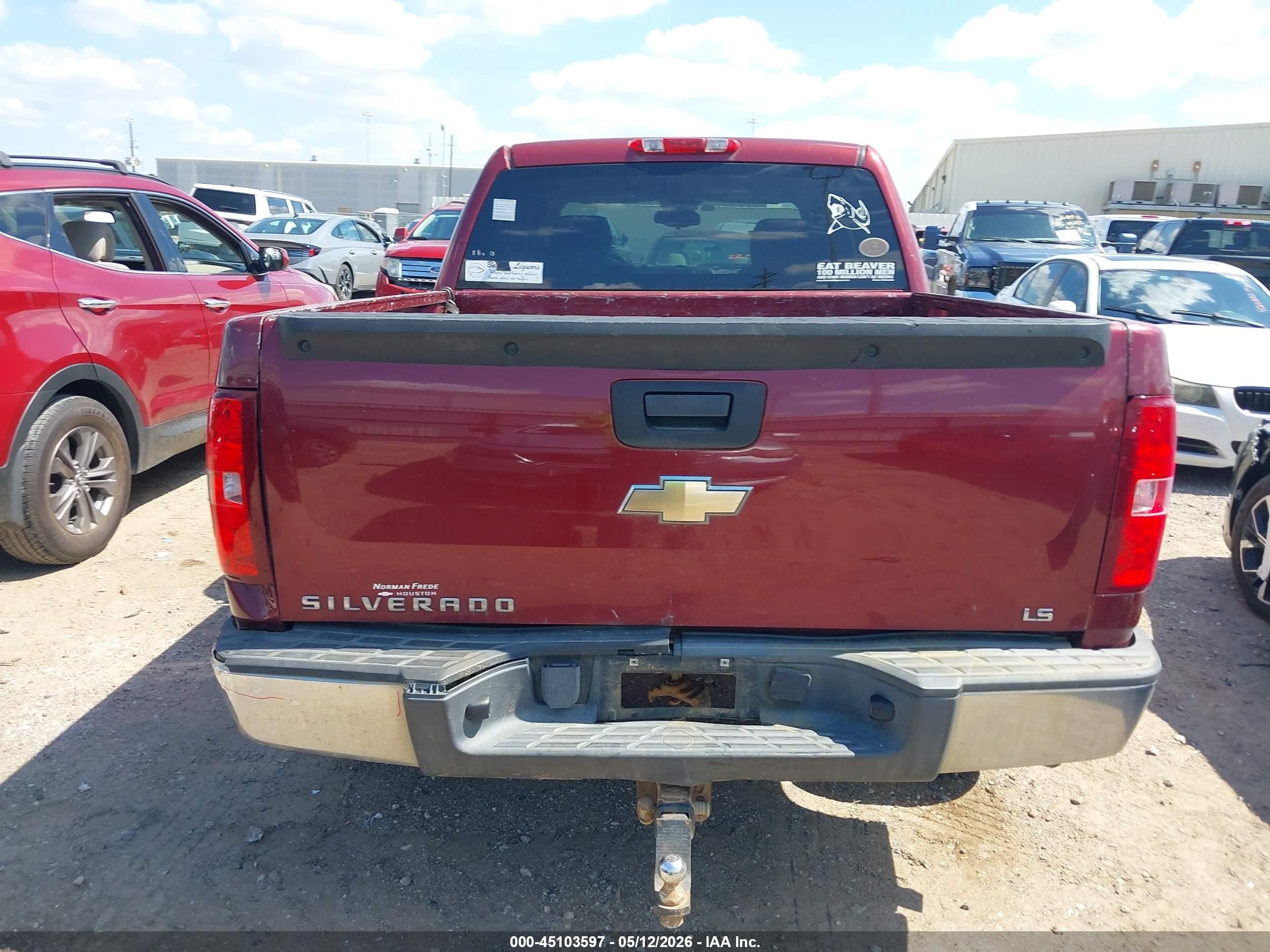 2009 Chevrolet Silverado 1500 Ls Красный vin: 3GCEC13C19G179859