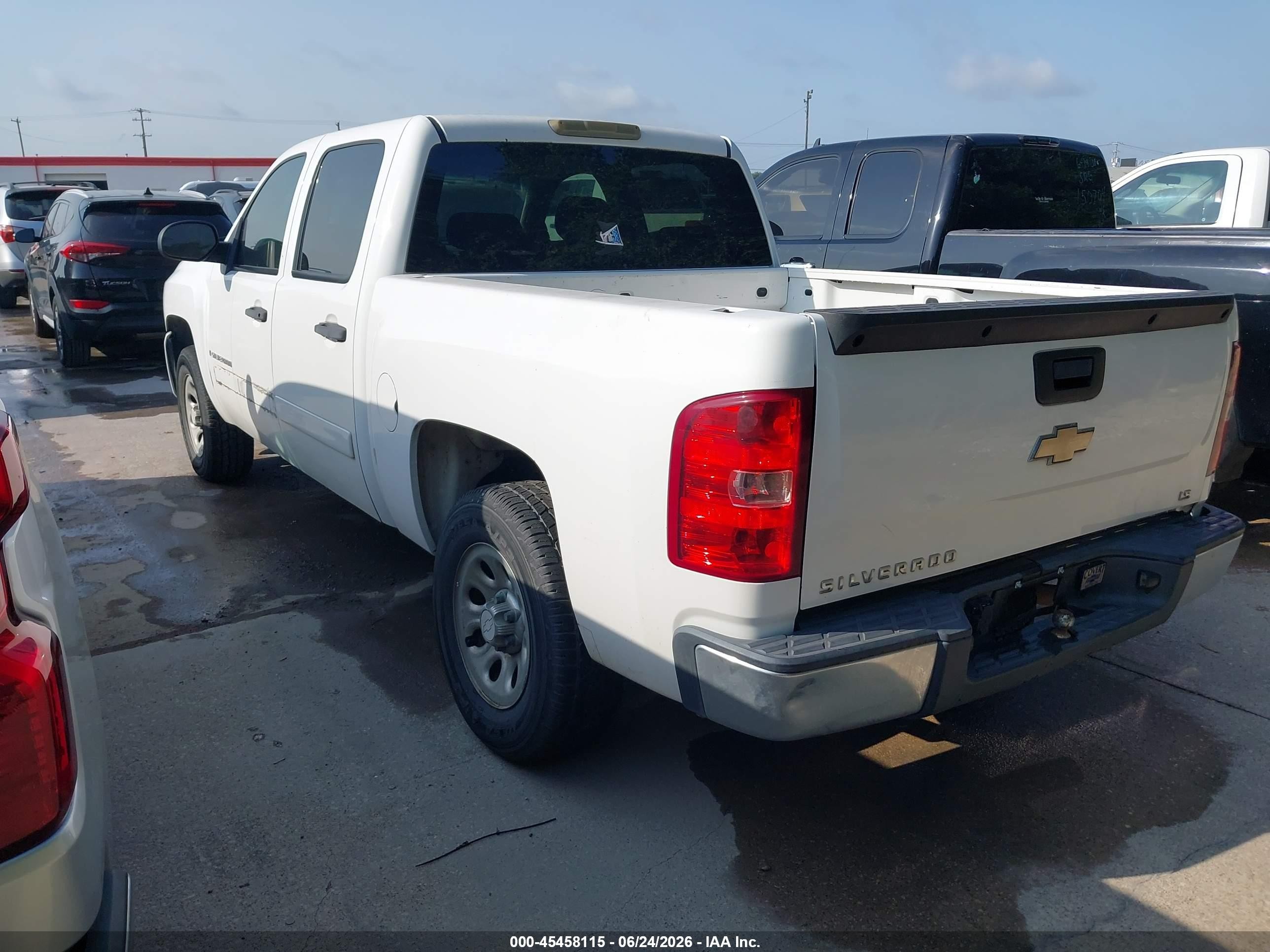2008 Chevrolet Silverado 1500 Ls White vin: 3GCEC13C58G302724
