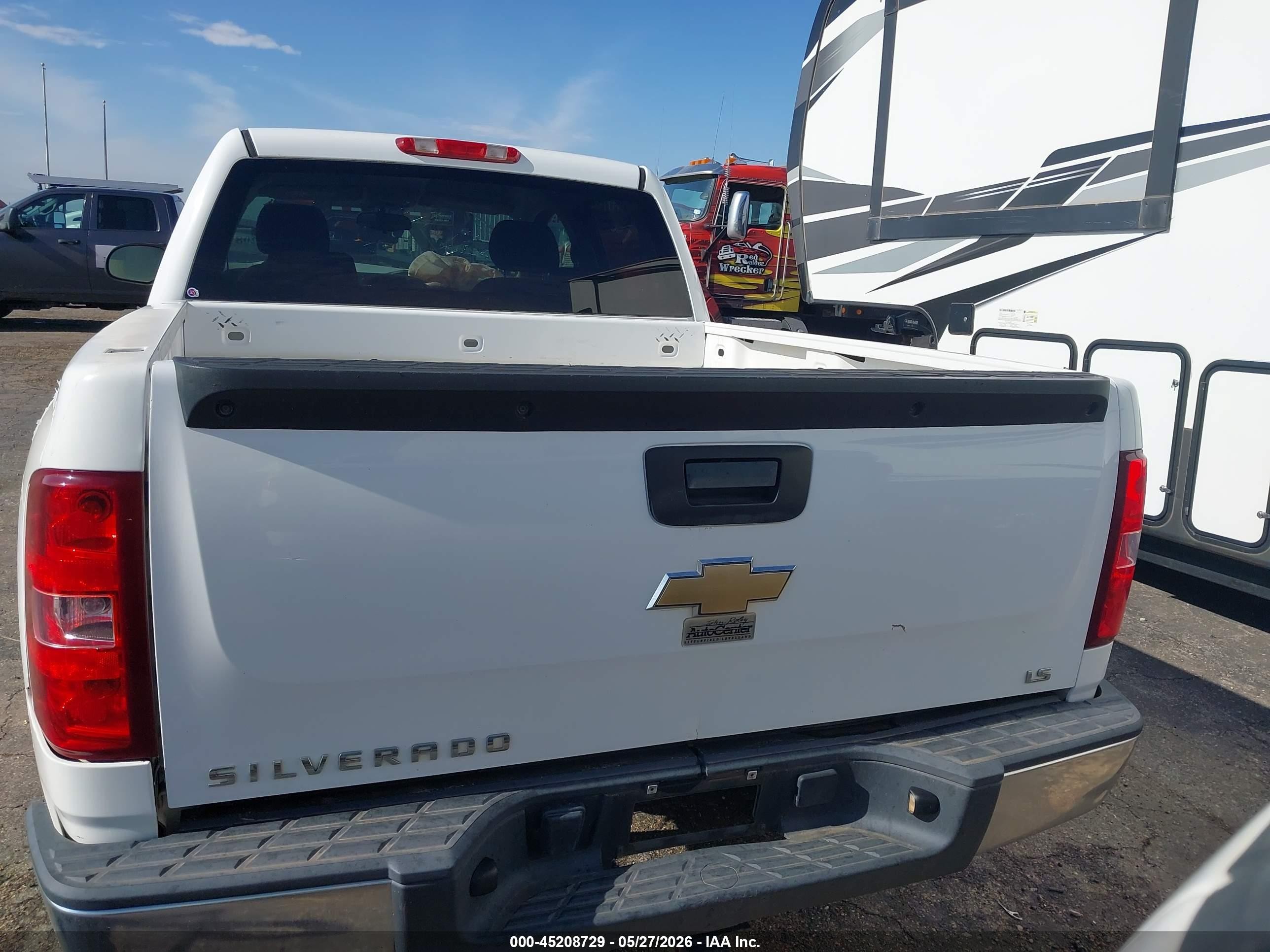 2008 Chevrolet Silverado 1500 Ls White vin: 3GCEC13C88G203864